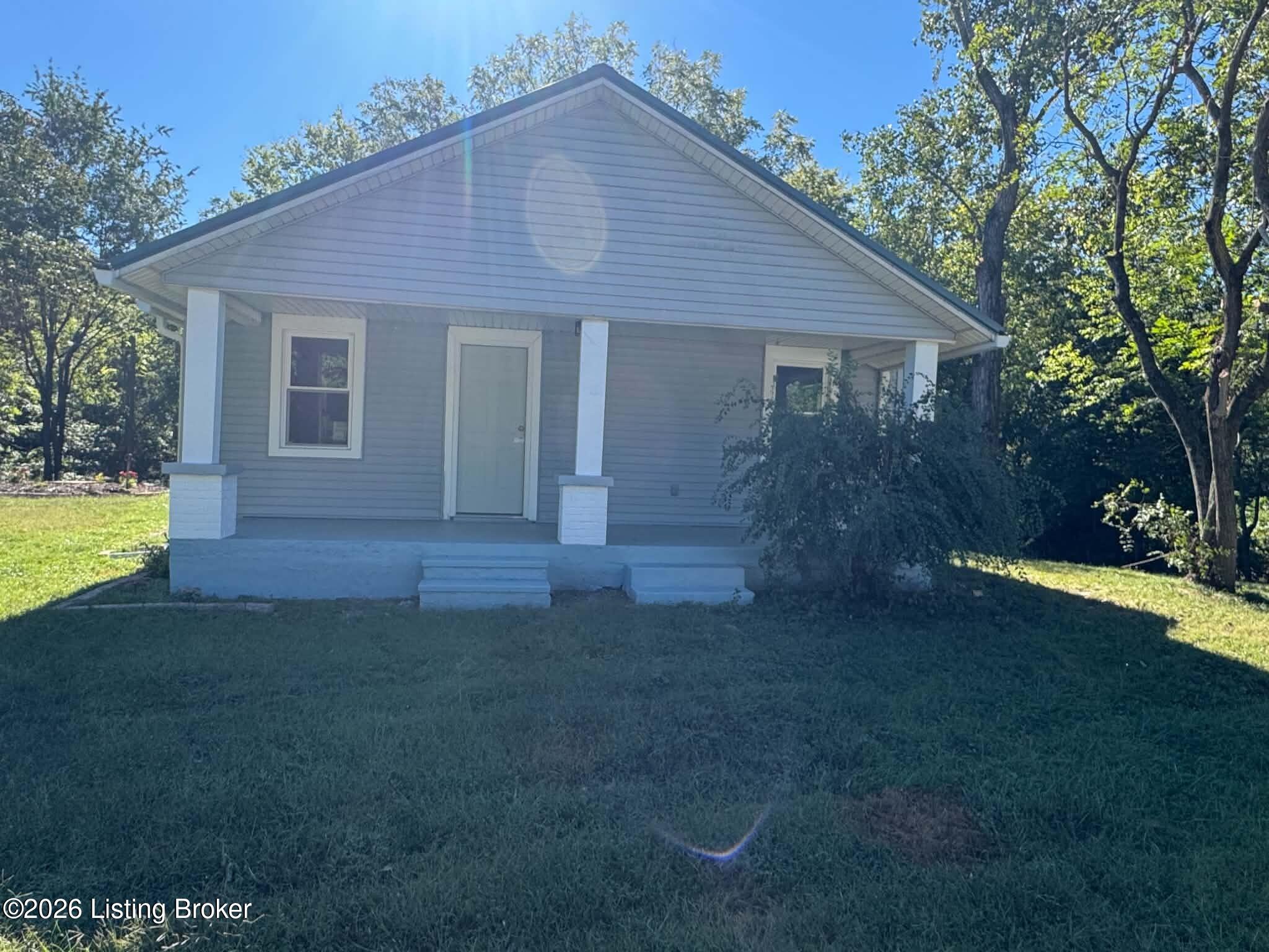 420 Park St Property Photo 1