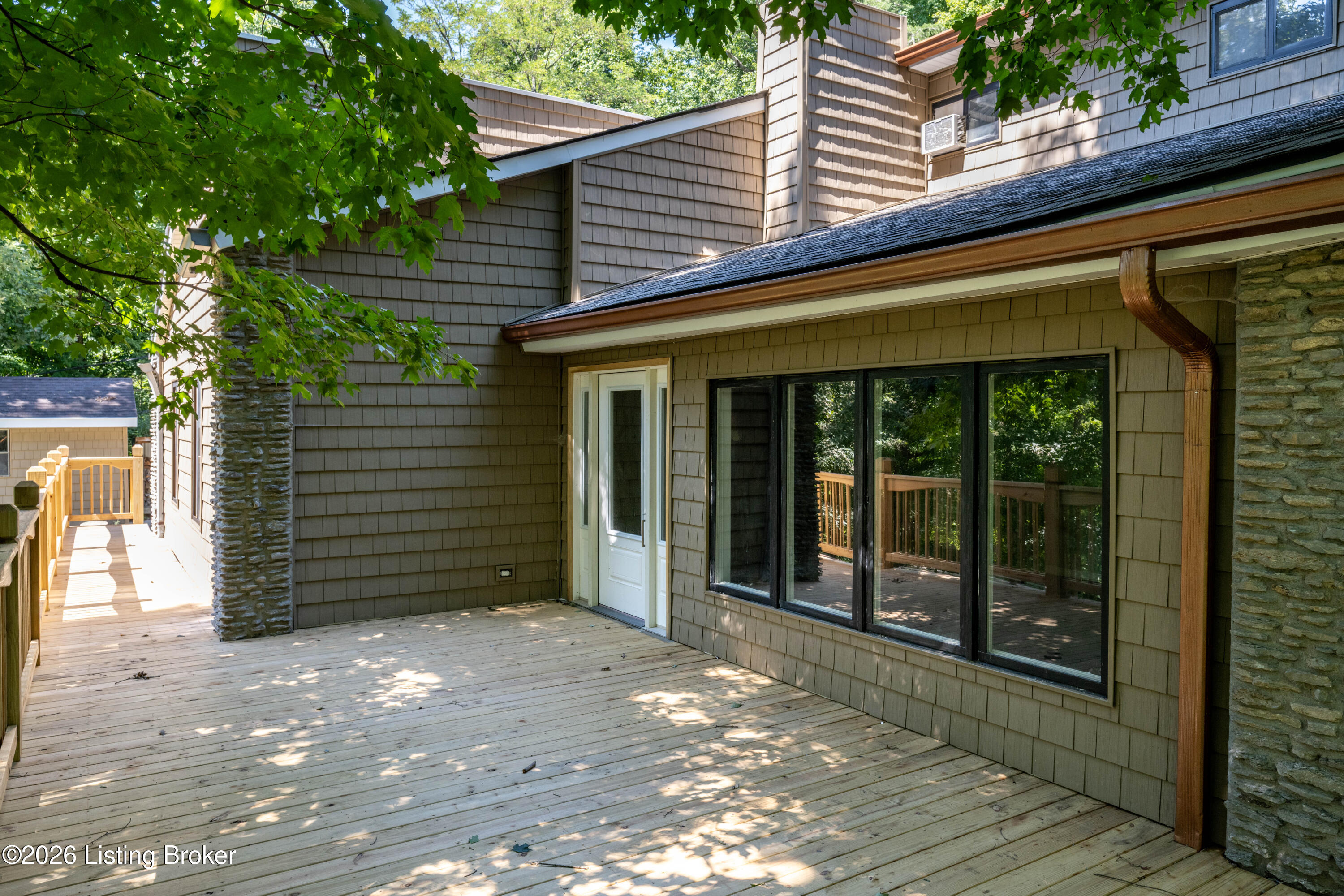 2610 Arnoldtown Woods Rd Property Photo 1