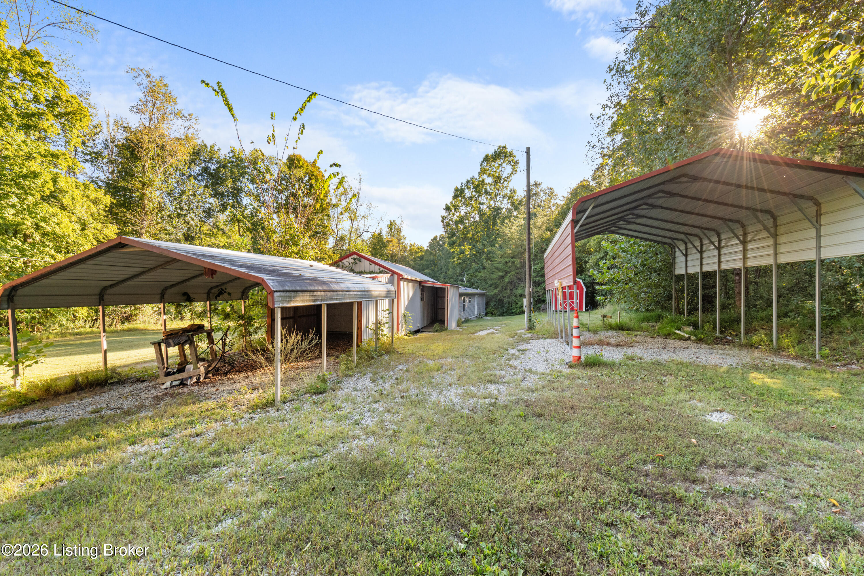 1001 Homestead Valley Rd Property Photo 40