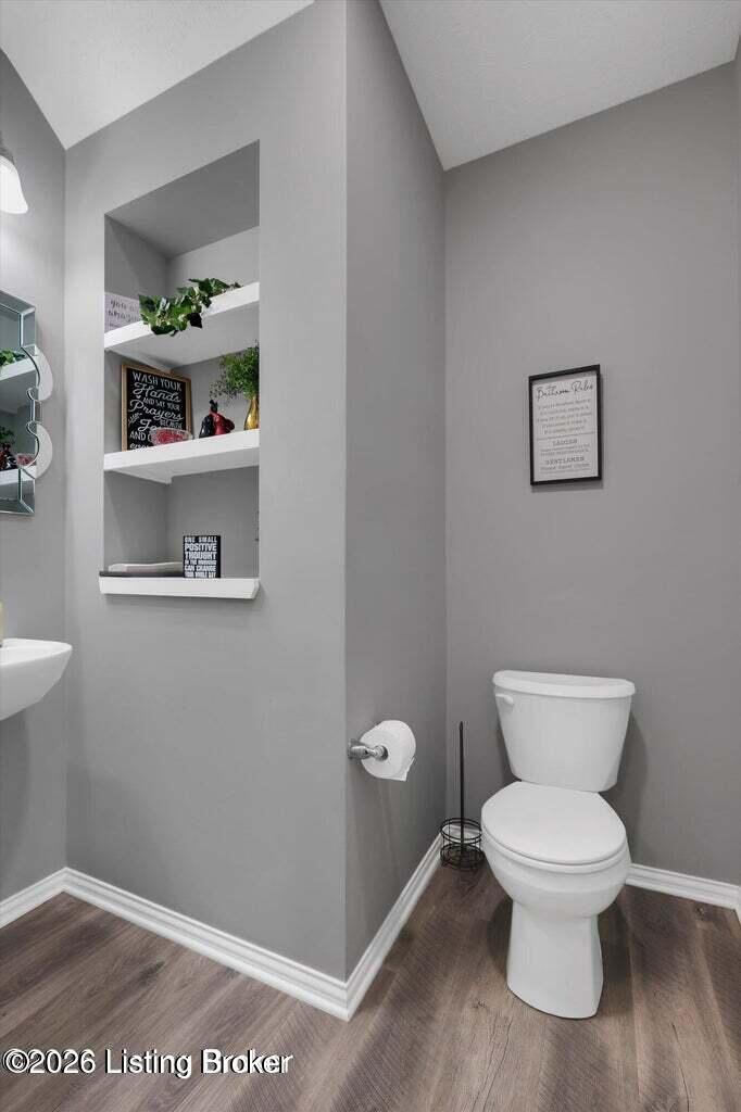 6522 Oak Village Dr Property Photo 12