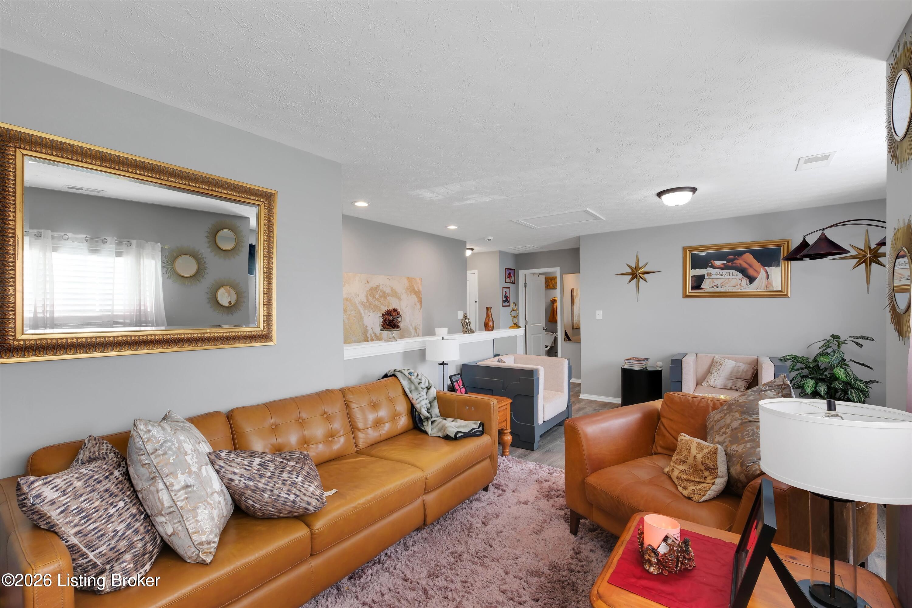 6522 Oak Village Dr Property Photo 14