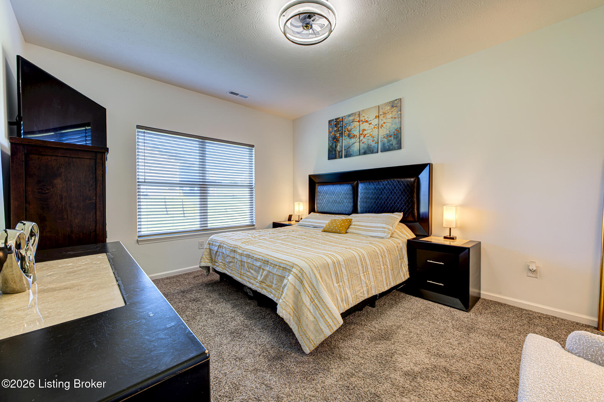 1025 Stratton Way Property Photo 16