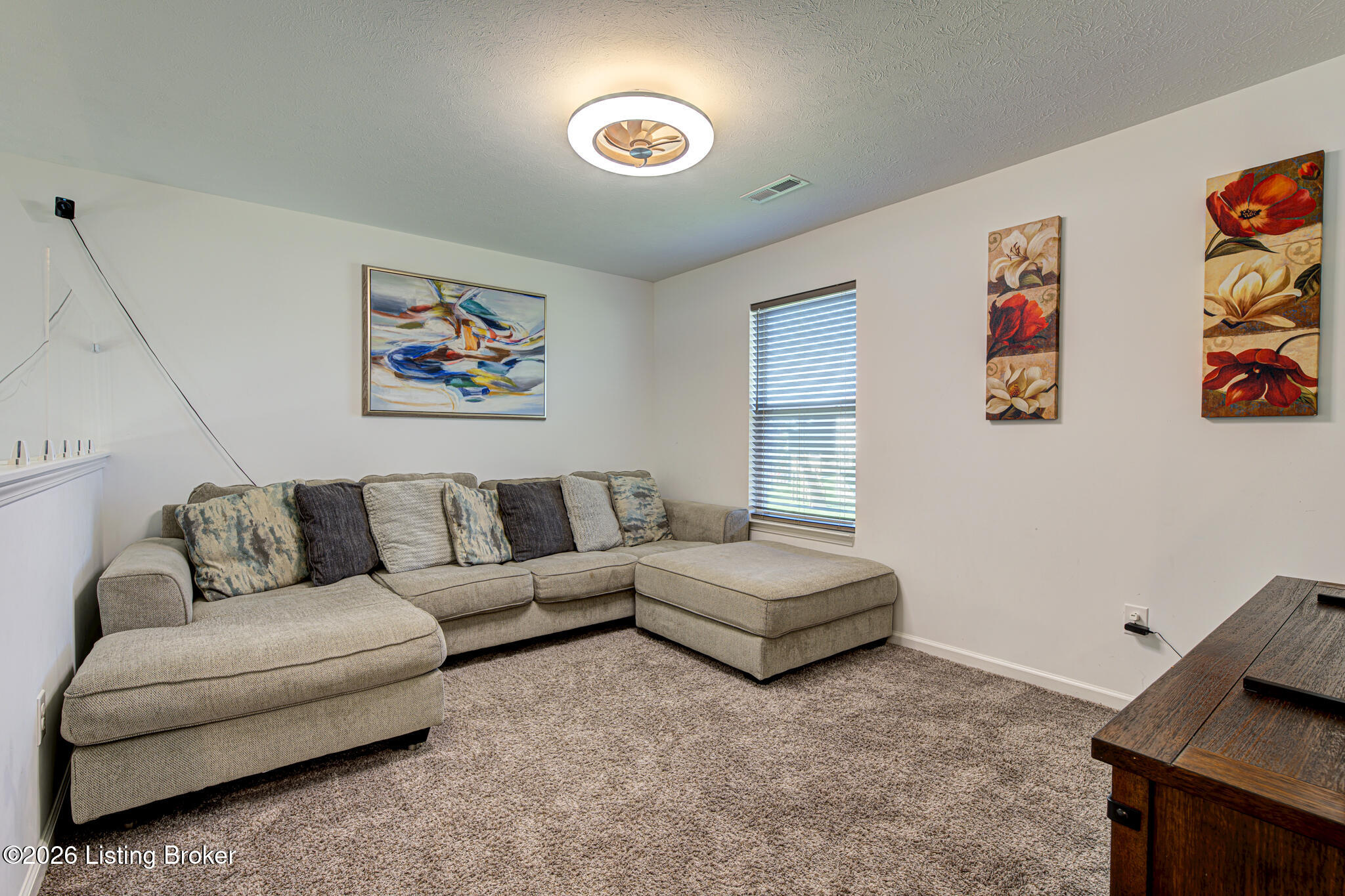 1025 Stratton Way Property Photo 20