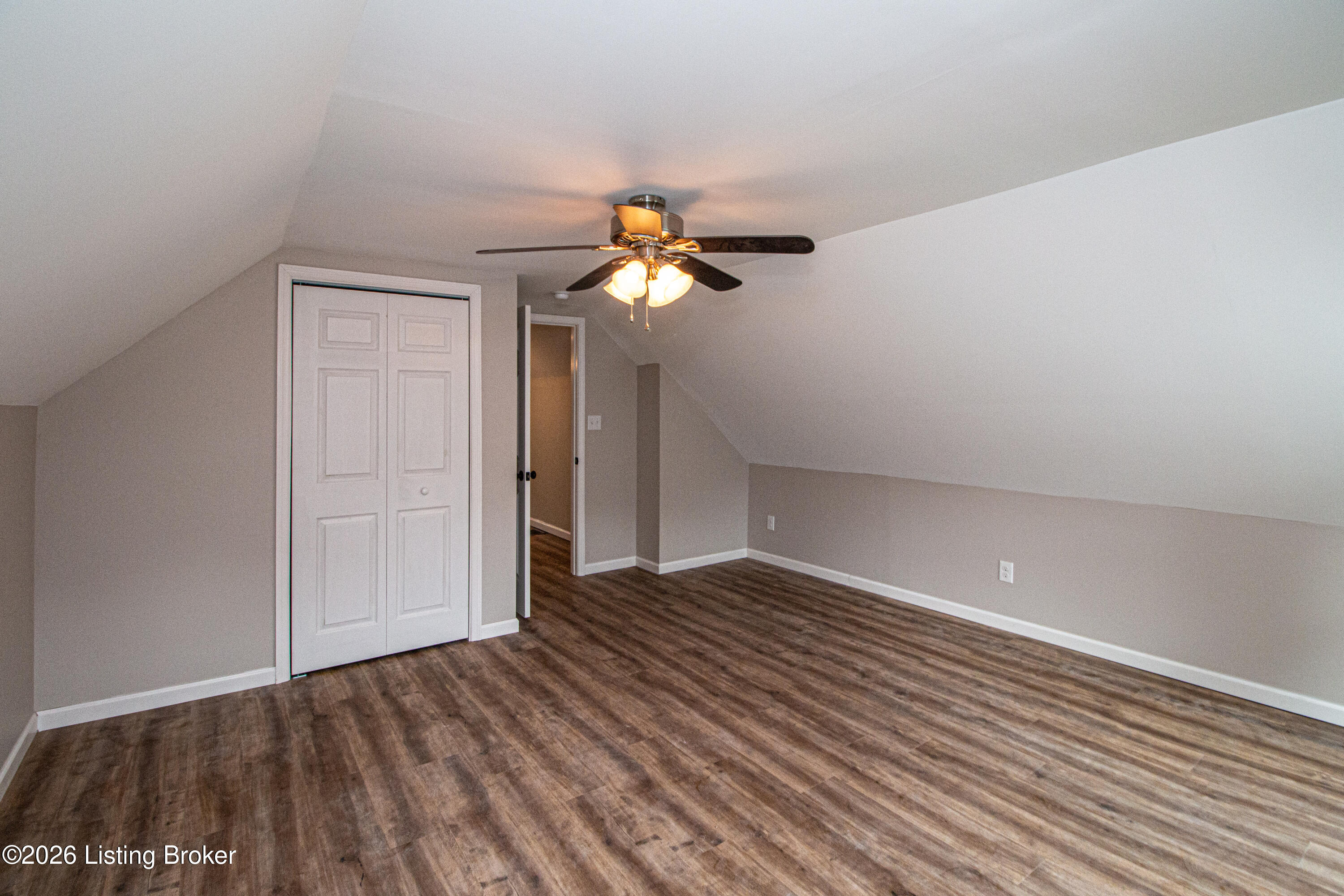 942 Clarks Ln Property Photo 25