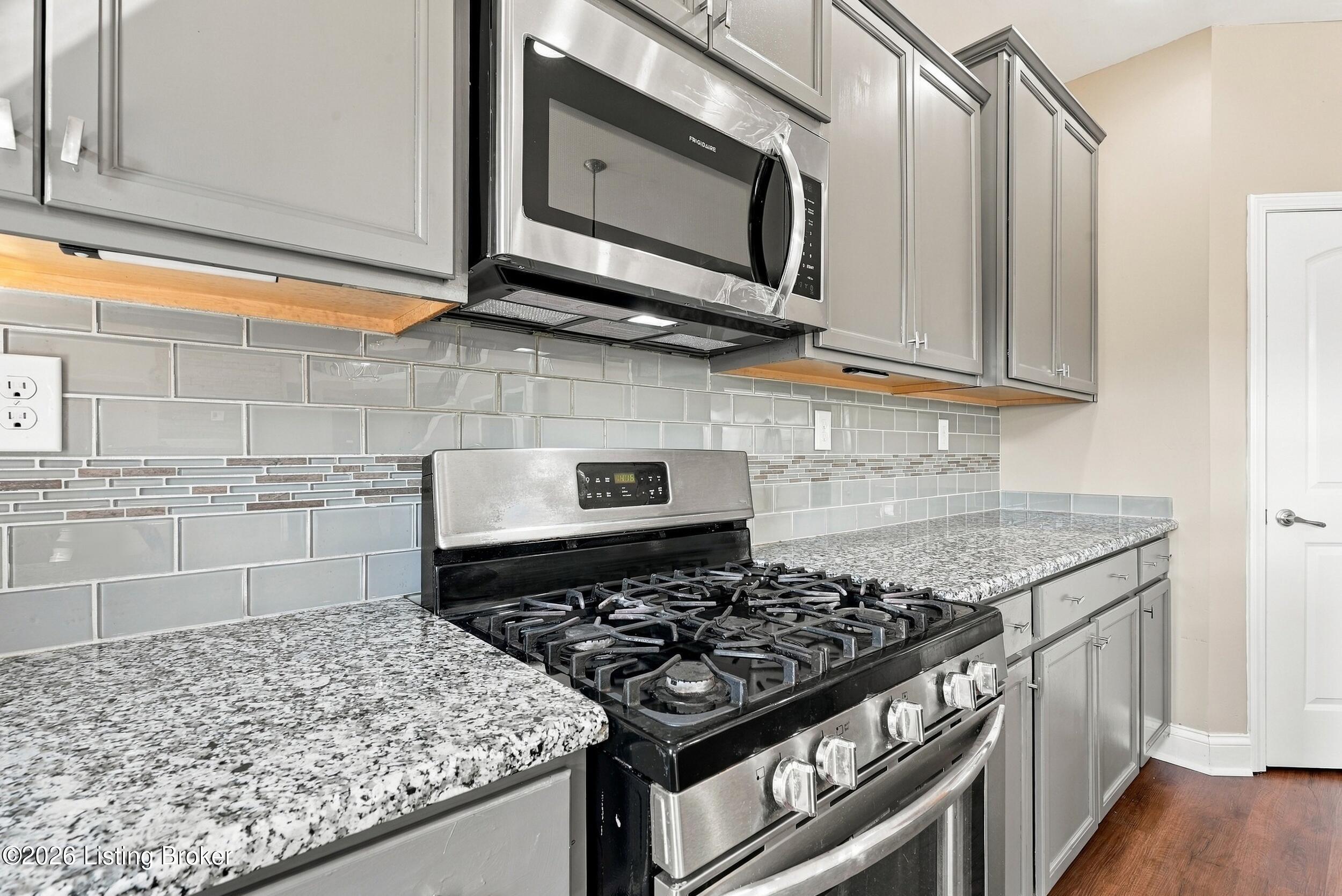 18103 Brightleaf Pl Property Photo 30