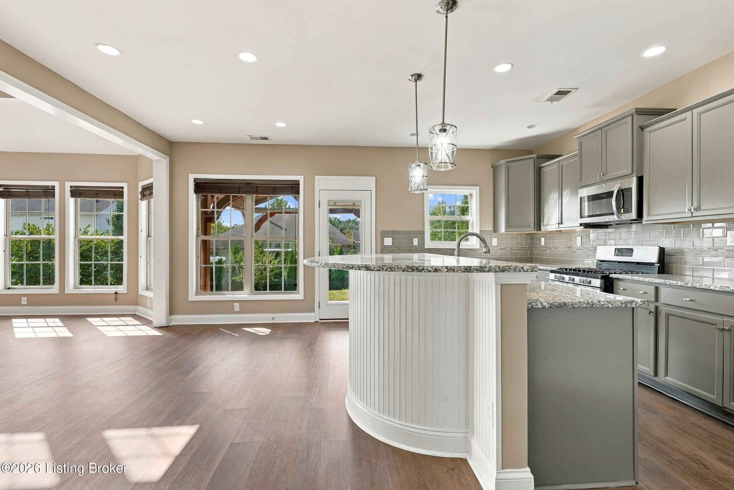 18103 Brightleaf Pl Property Photo 35