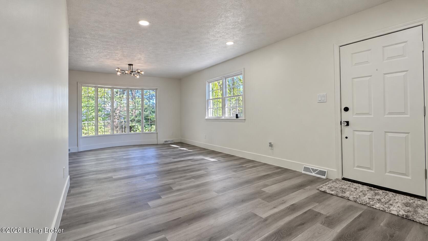 3608 Goldsmith Ln Property Photo 7