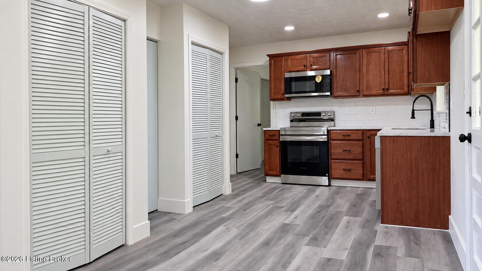 3608 Goldsmith Ln Property Photo 13