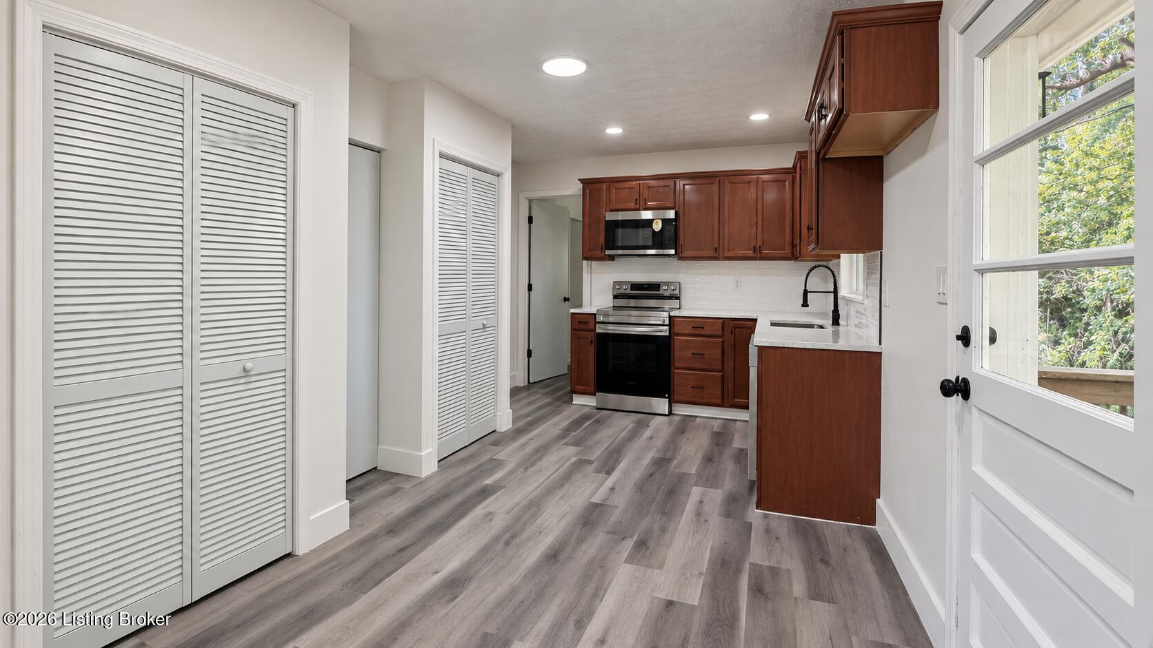 3608 Goldsmith Ln Property Photo 16