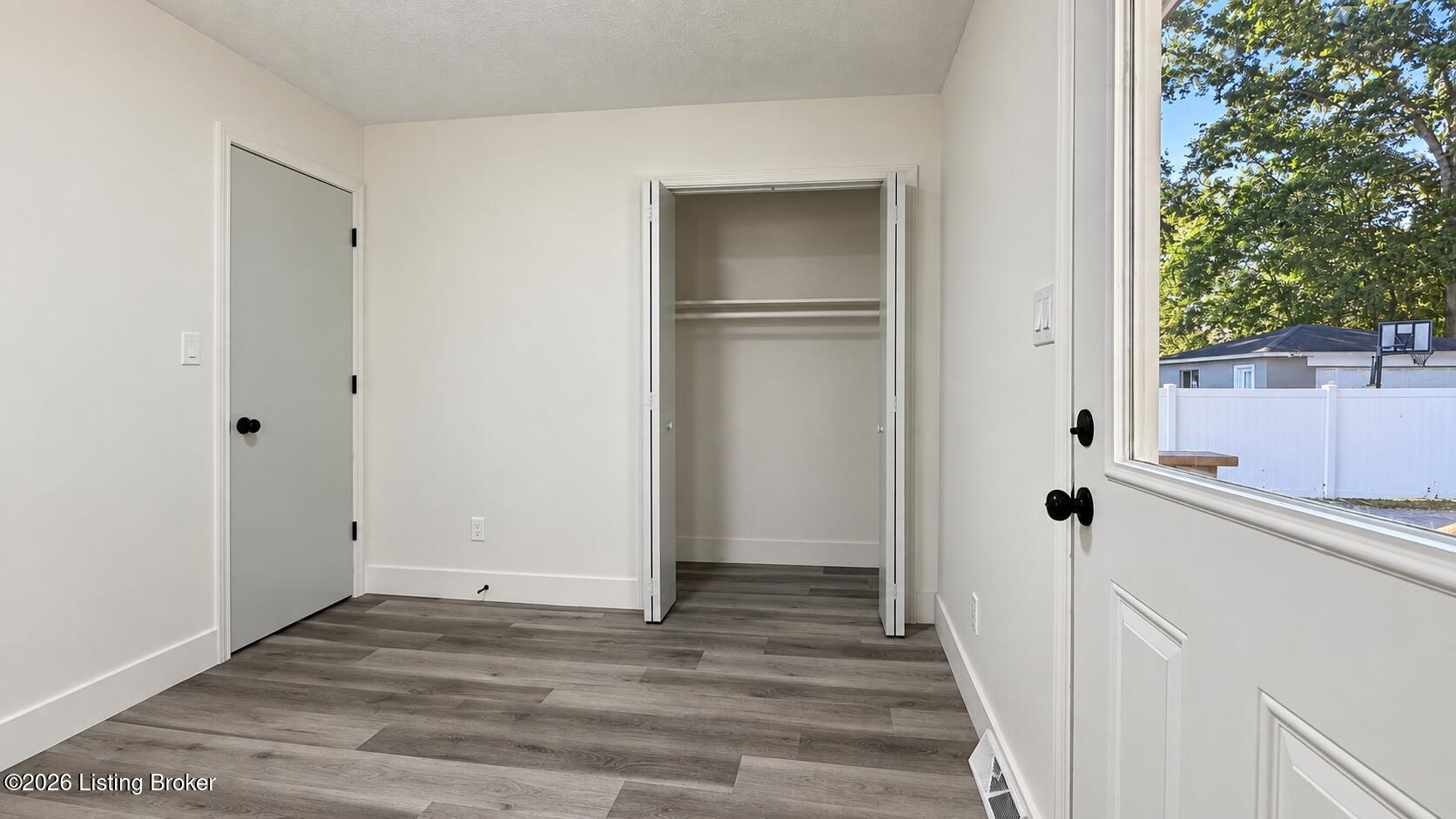 3608 Goldsmith Ln Property Photo 24