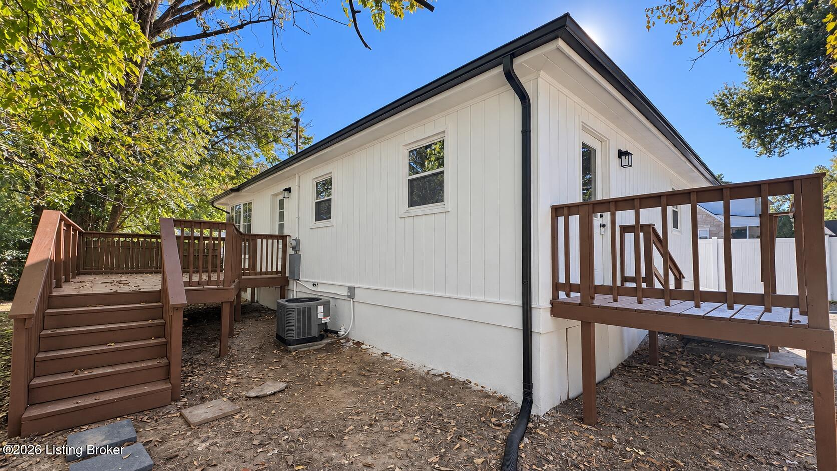 3608 Goldsmith Ln Property Photo 36