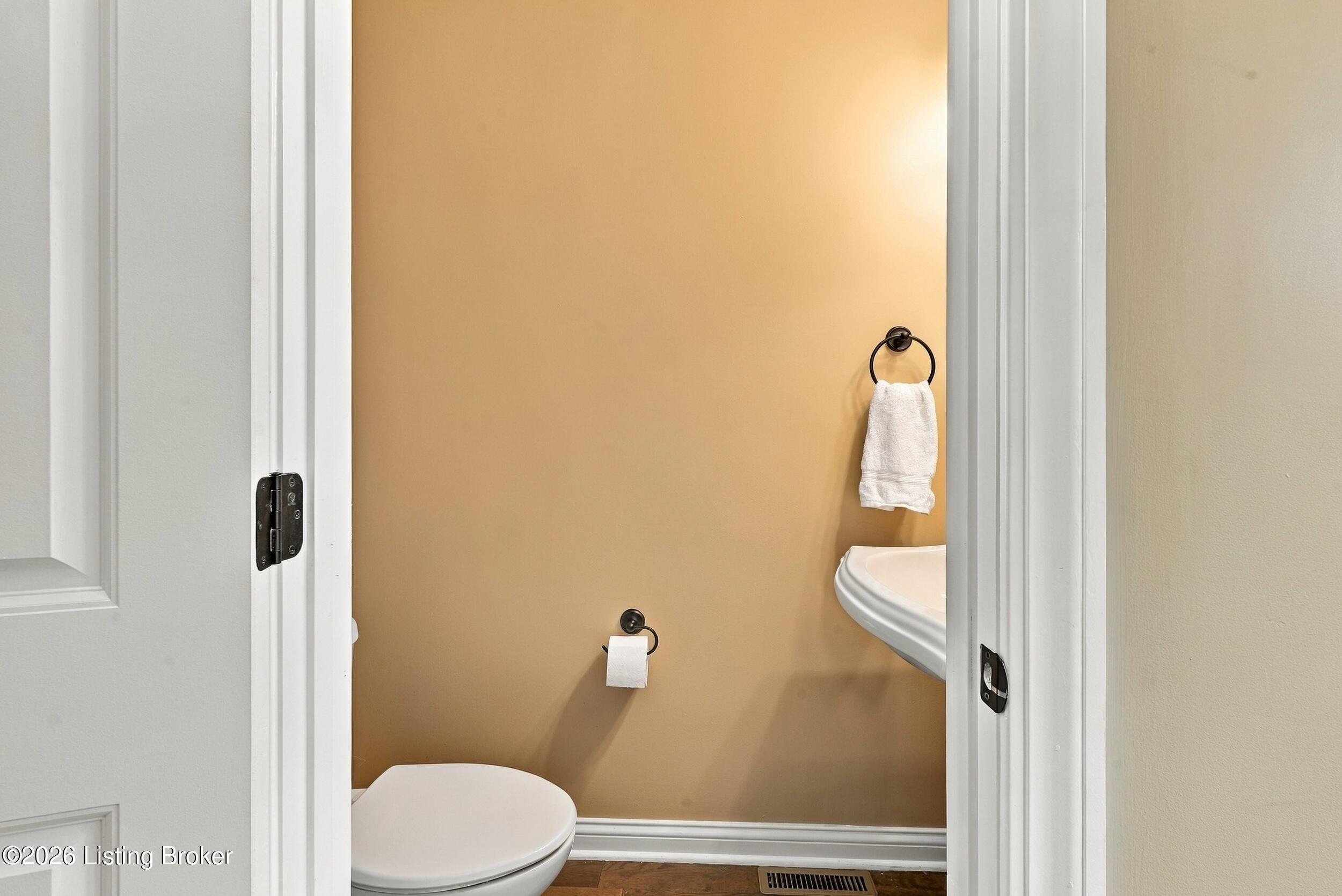 10907 Sewell Dr Property Photo 13