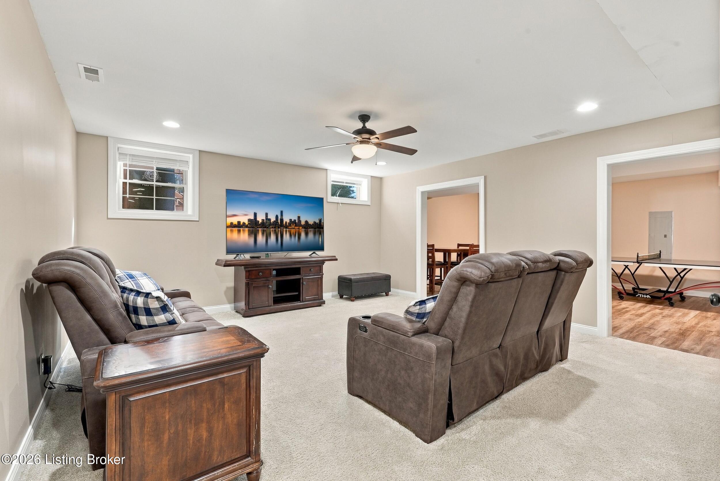 10907 Sewell Dr Property Photo 50