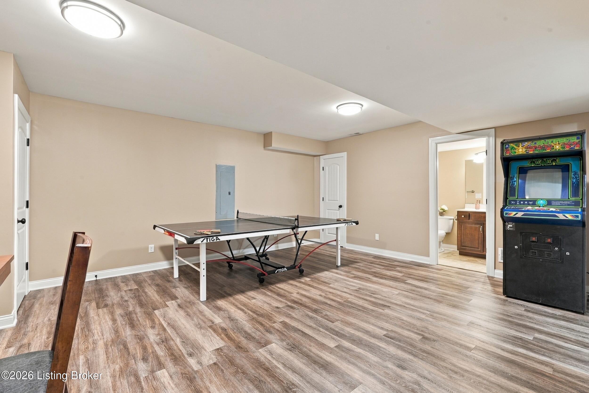 10907 Sewell Dr Property Photo 53