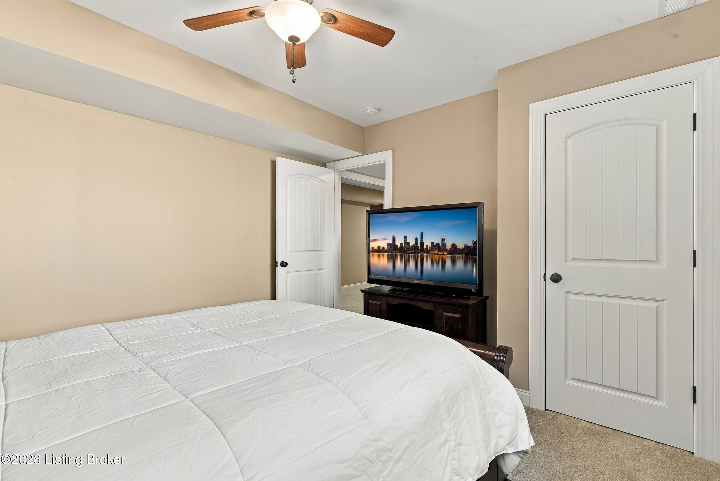10907 Sewell Dr Property Photo 56