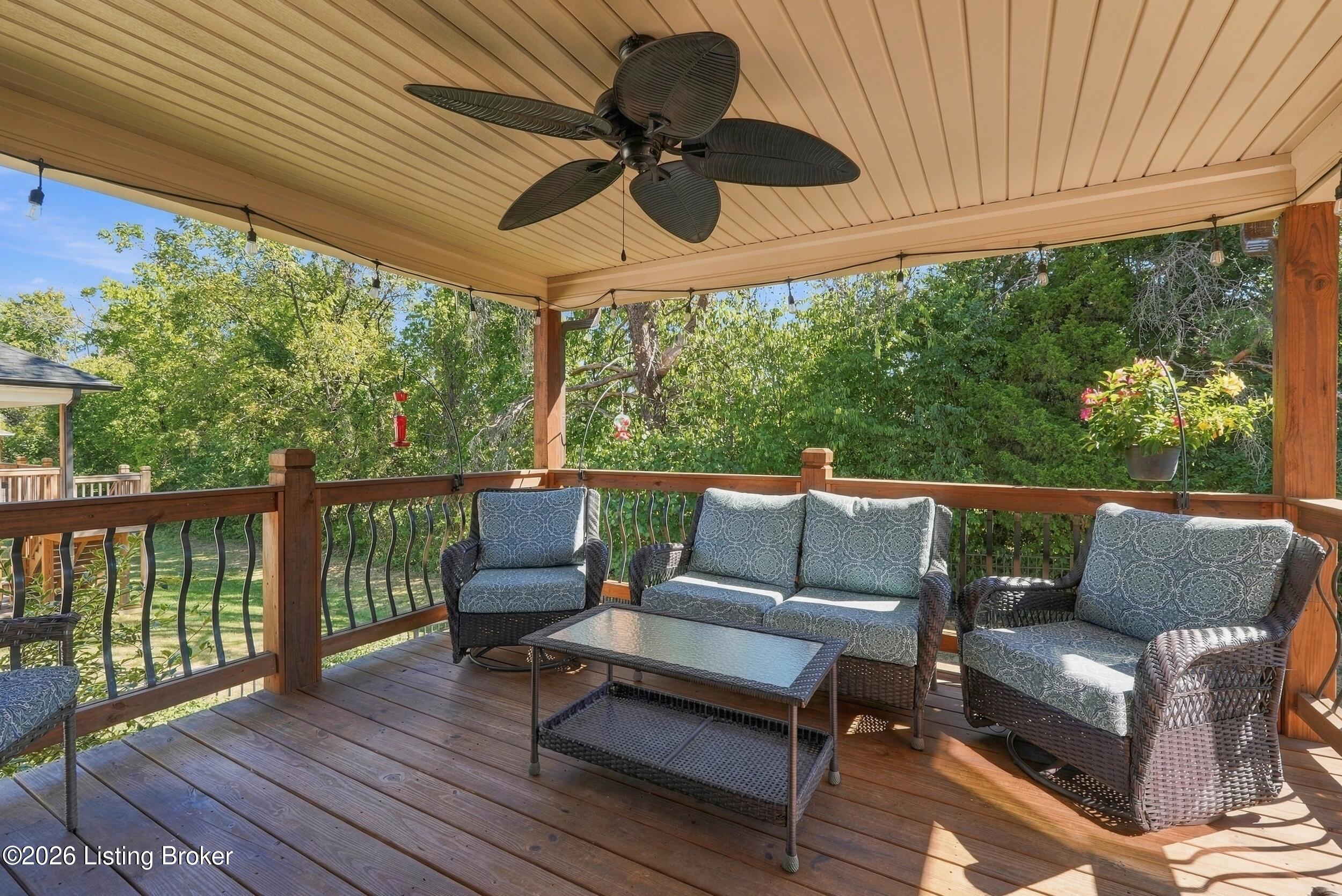 10907 Sewell Dr Property Photo 58