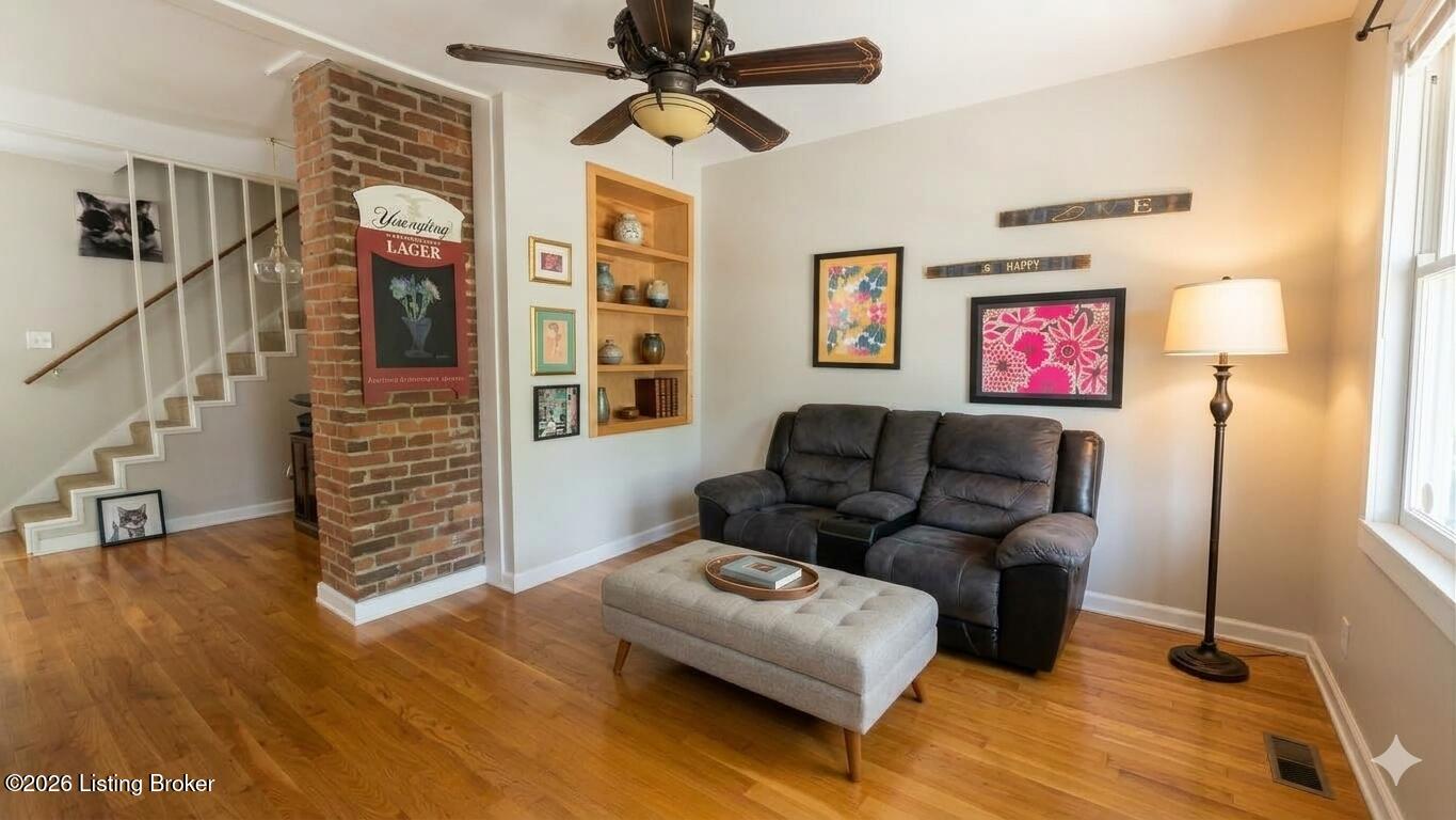 420 W 6th St Property Photo 4