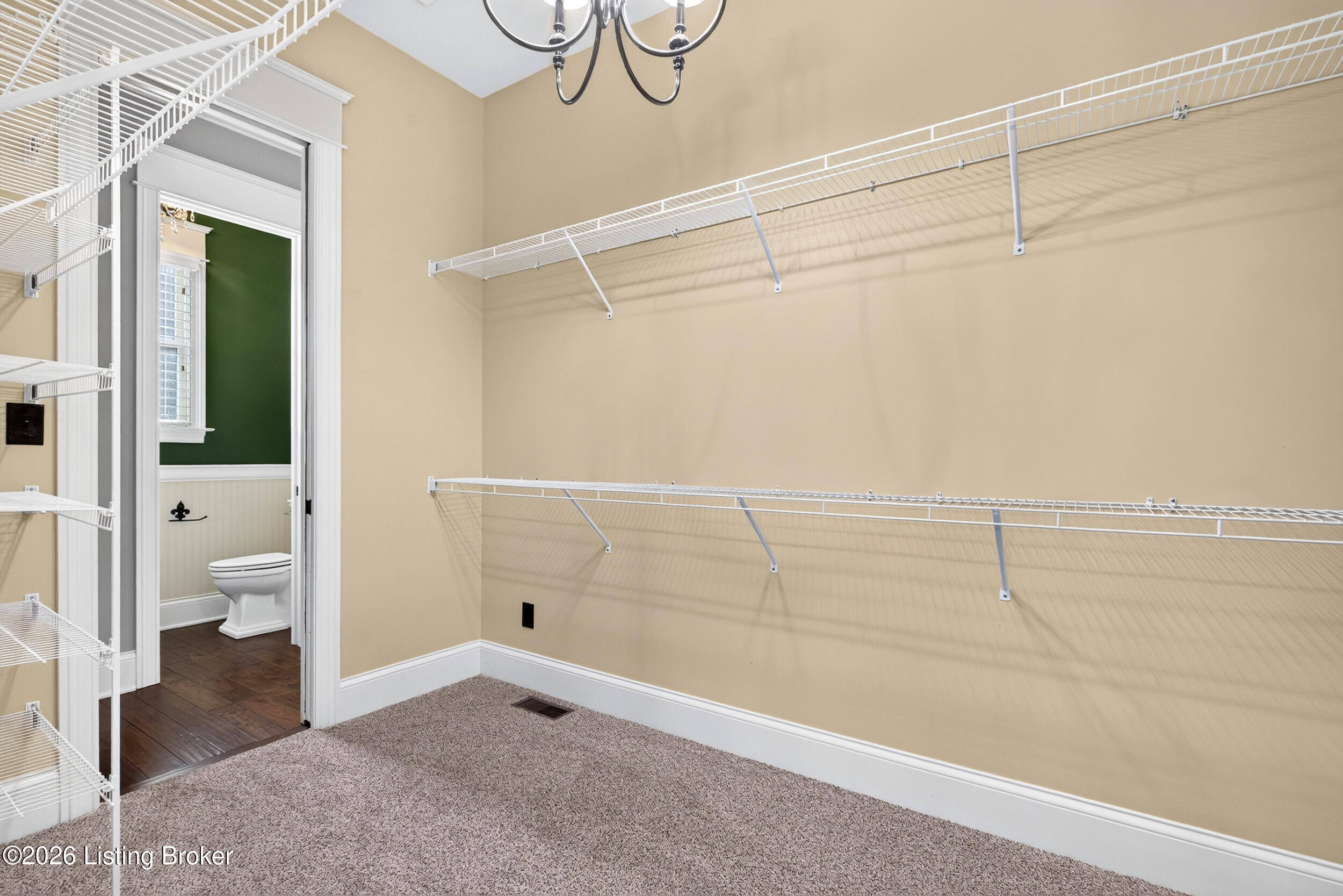 10707 Impatiens St Property Photo 26