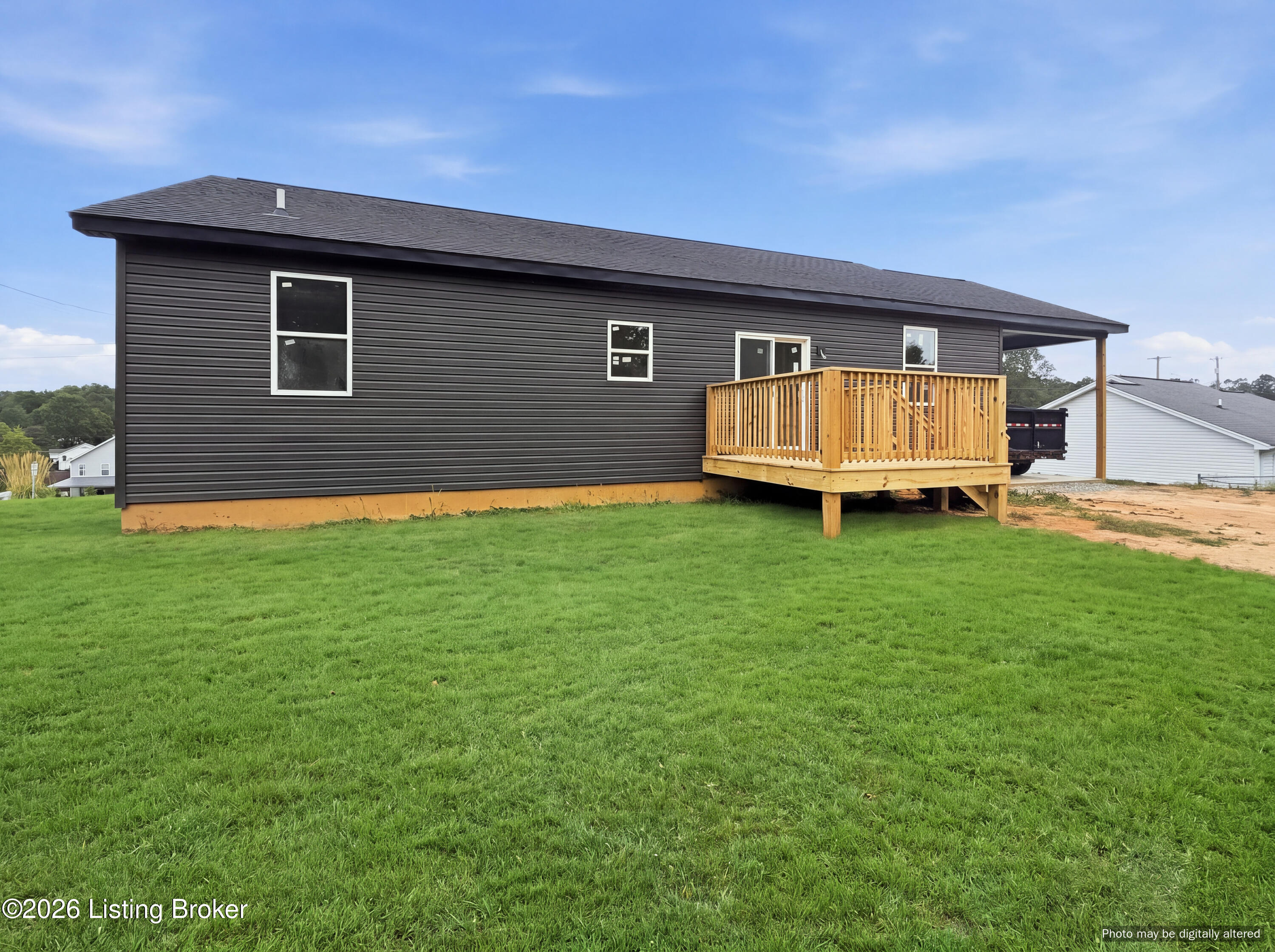 272 School Side Dr Property Photo 22