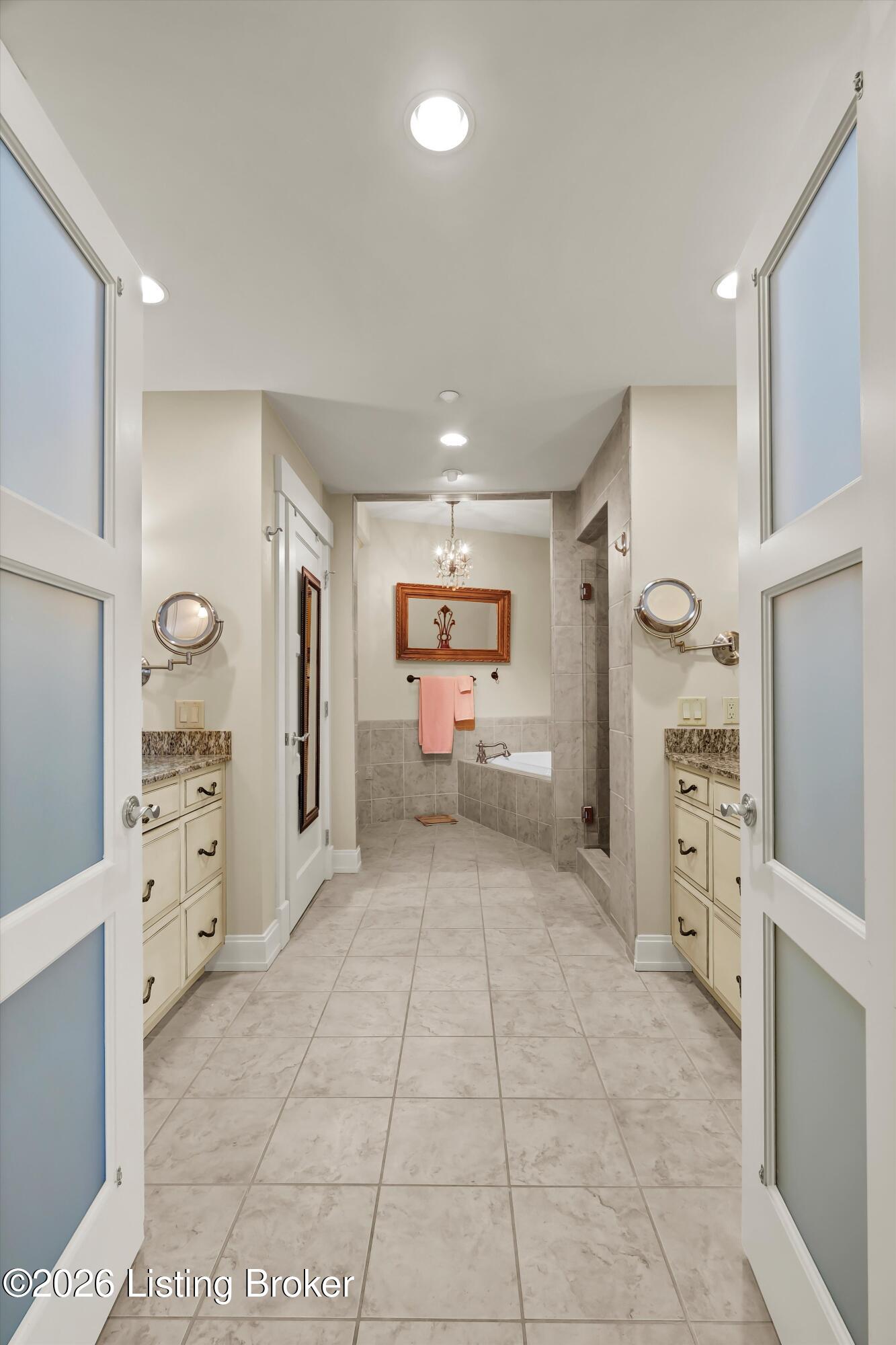 222 E Witherspoon St 1101 Property Photo 26