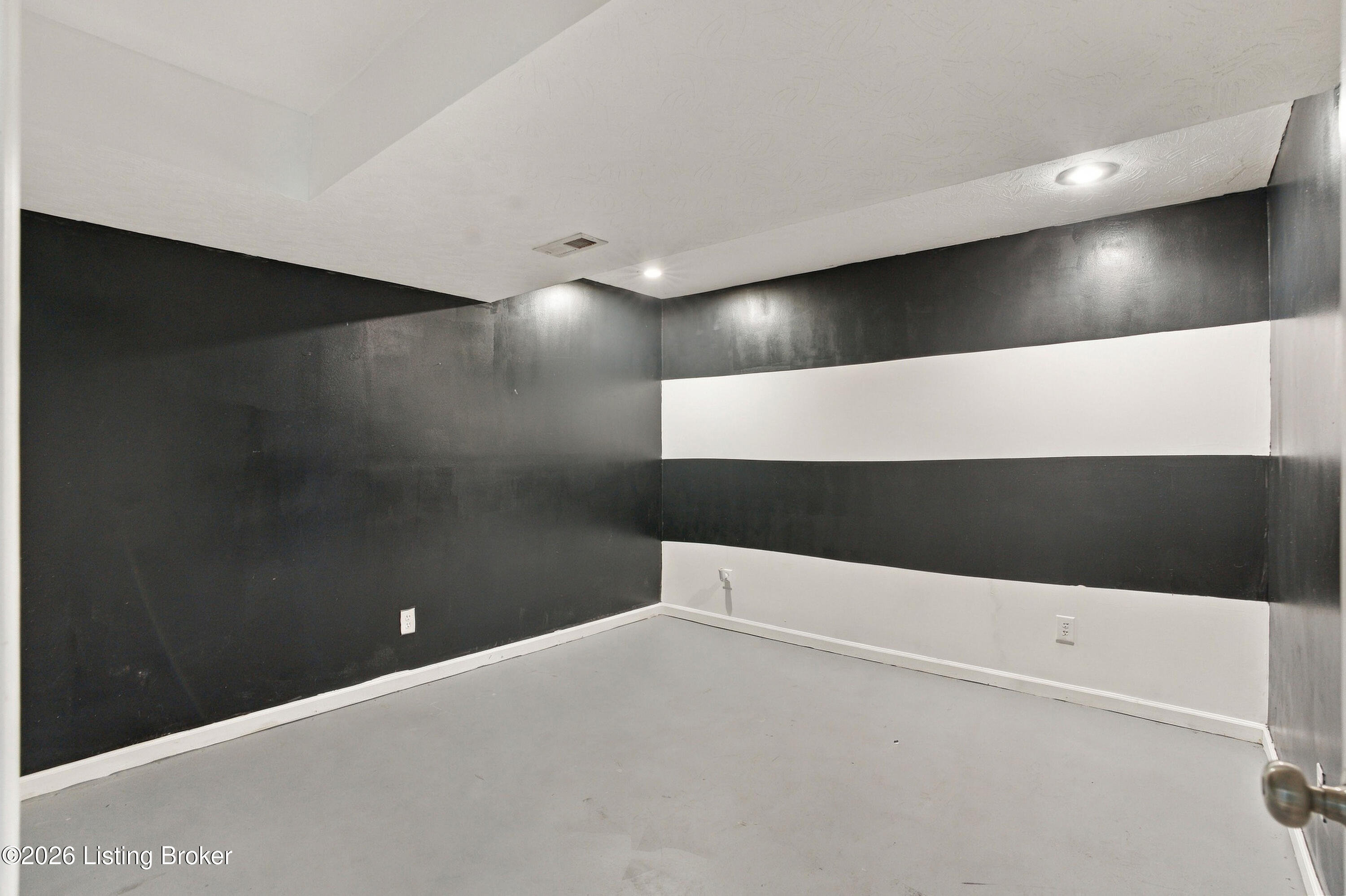 5300 Great Hunter Ct Property Photo 37