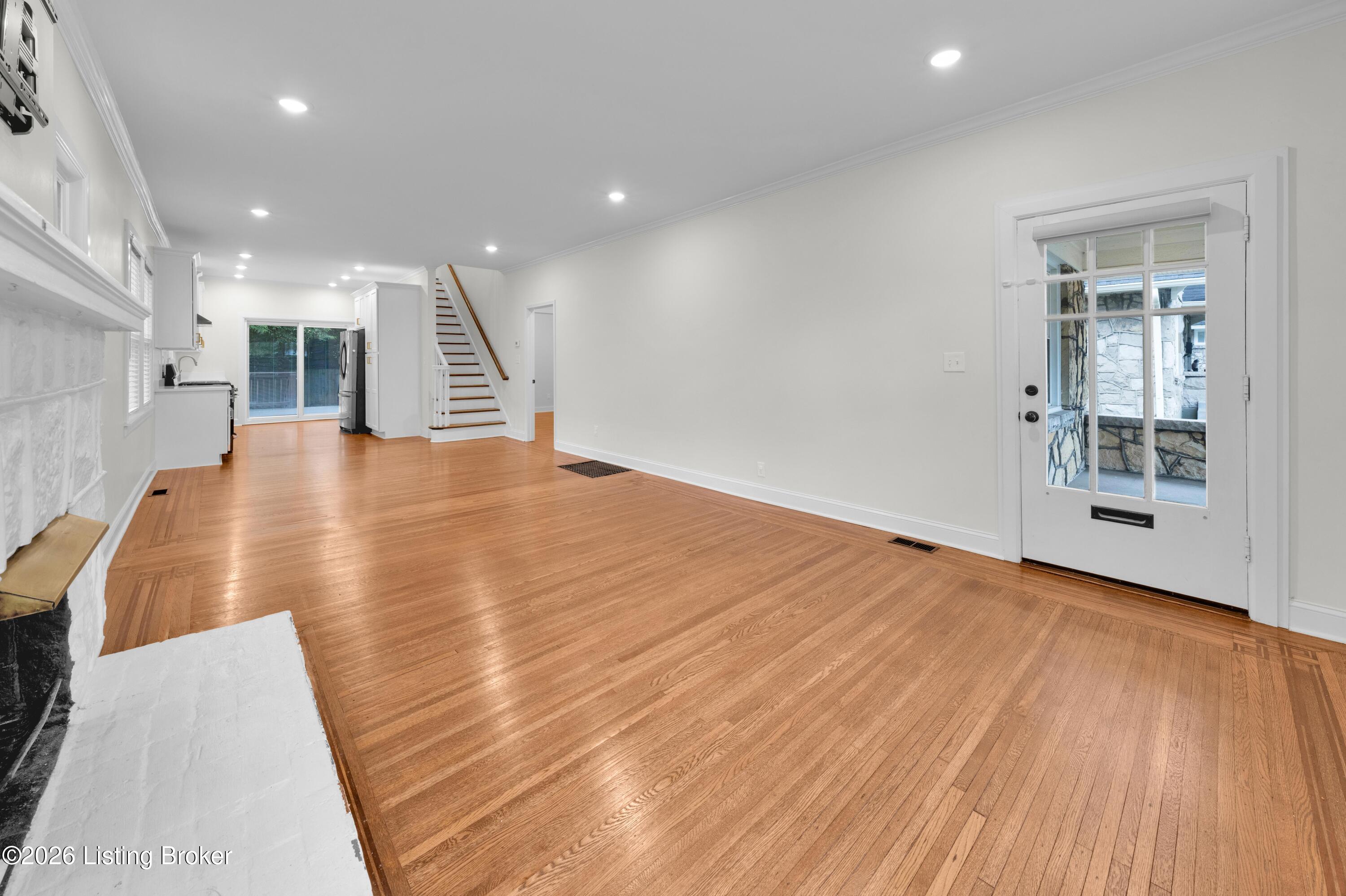 145 Wiltshire Ave Property Photo 9