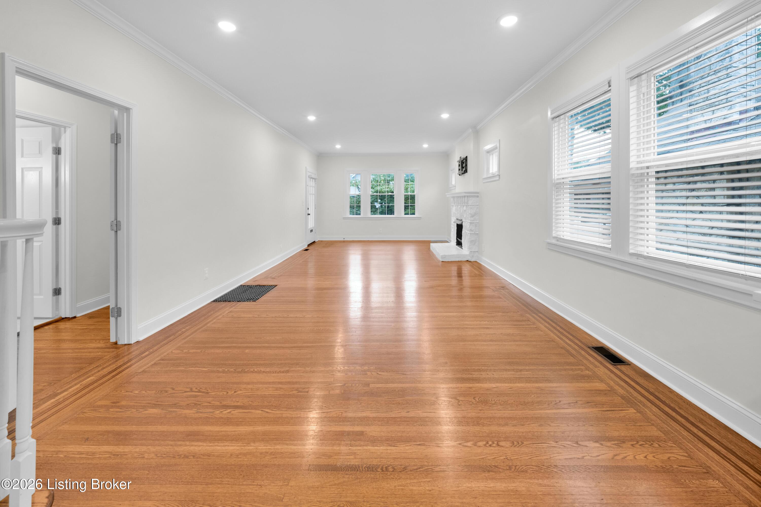 145 Wiltshire Ave Property Photo 14