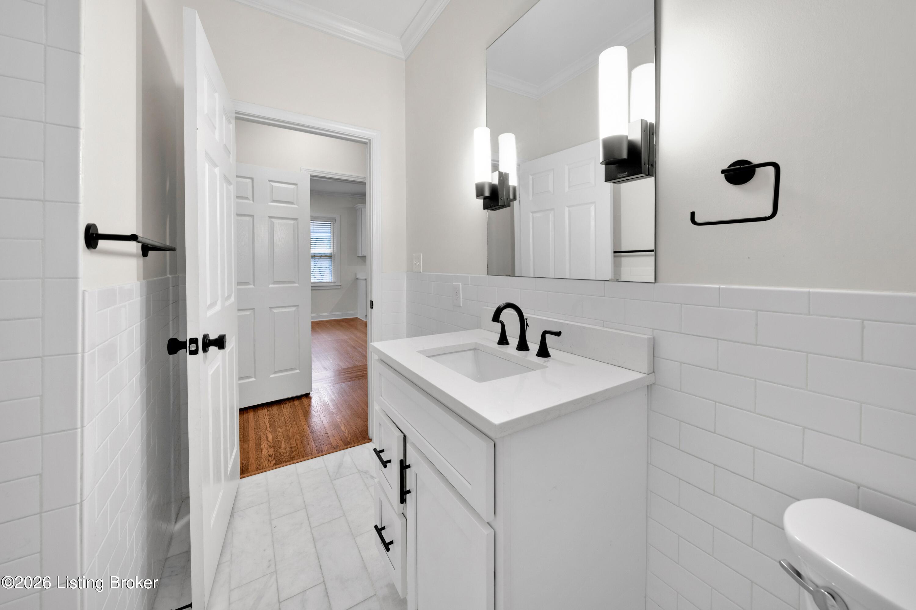145 Wiltshire Ave Property Photo 31