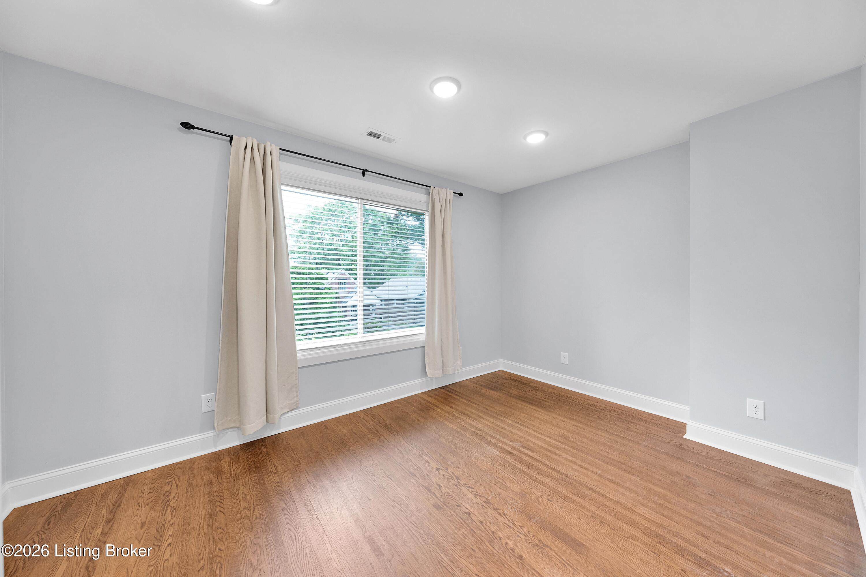 145 Wiltshire Ave Property Photo 40