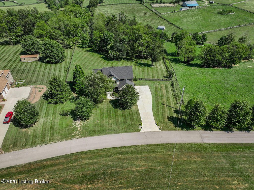 136 Seahawk Trail Property Photo 2