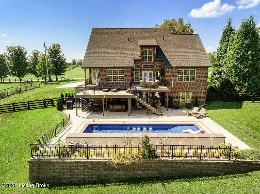 136 Seahawk Trail Property Photo 8