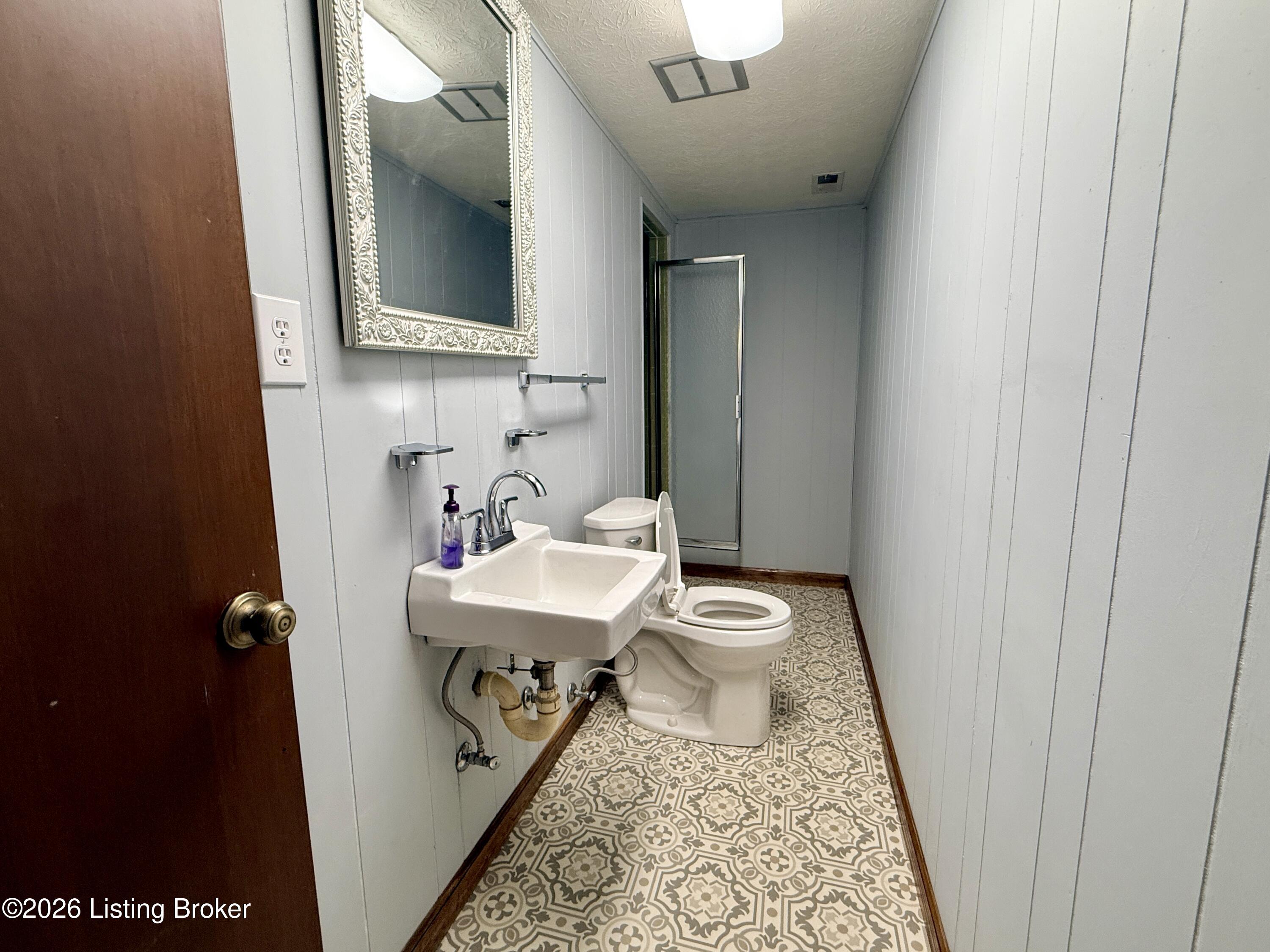 4198 Springfield Rd Property Photo 30