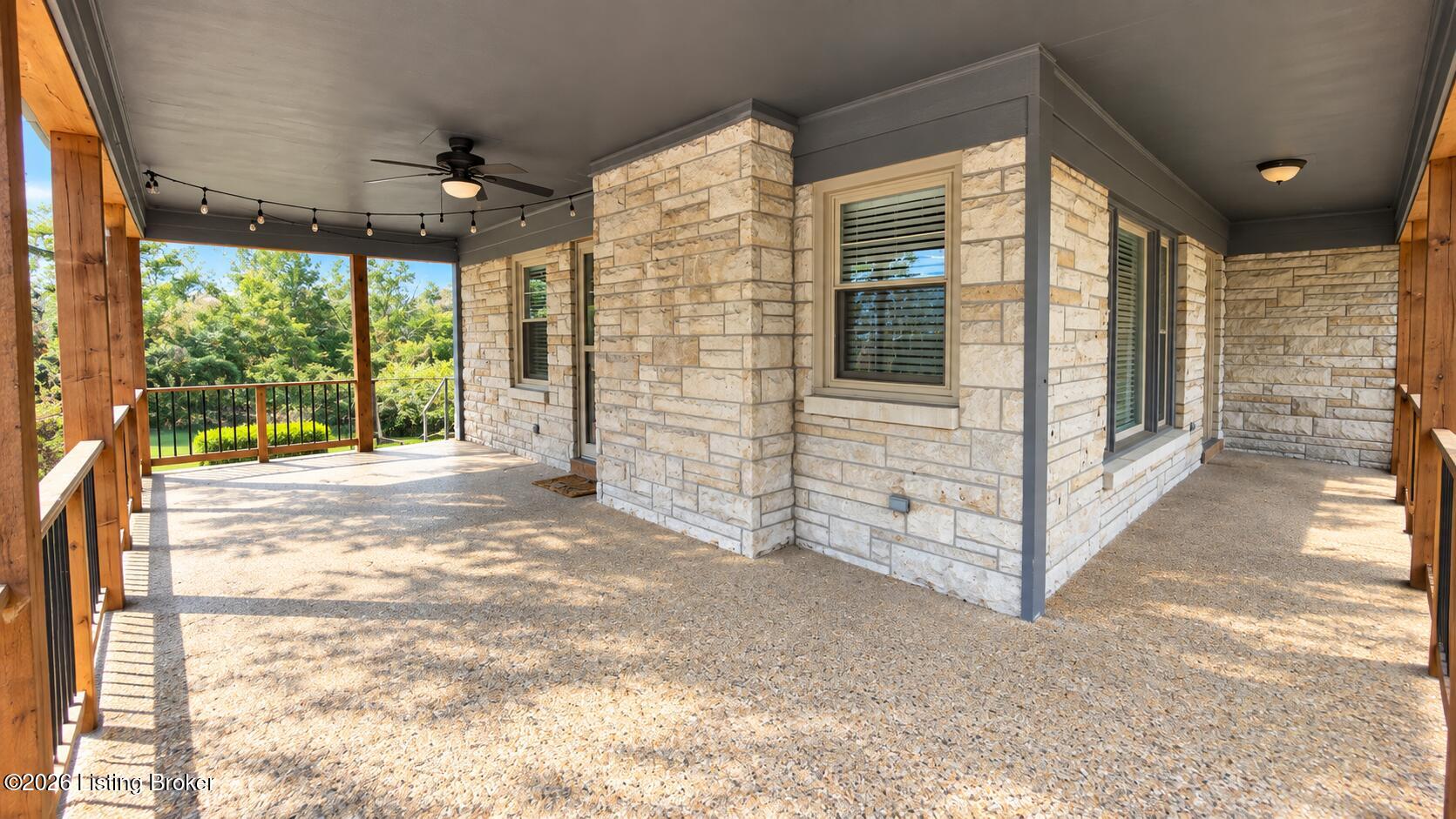 1601 Woodland Rd Property Photo 3
