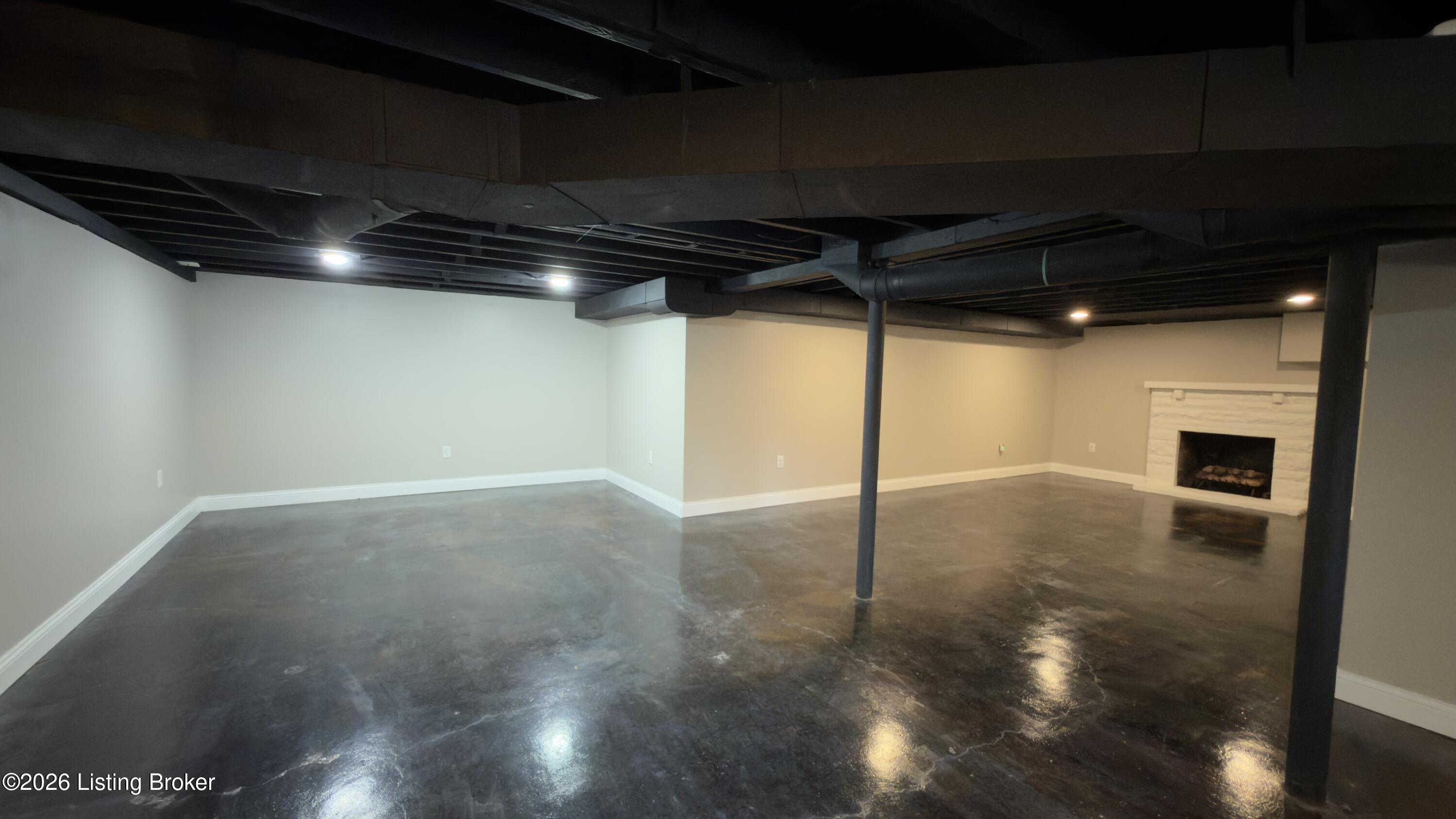 1601 Woodland Rd Property Photo 12
