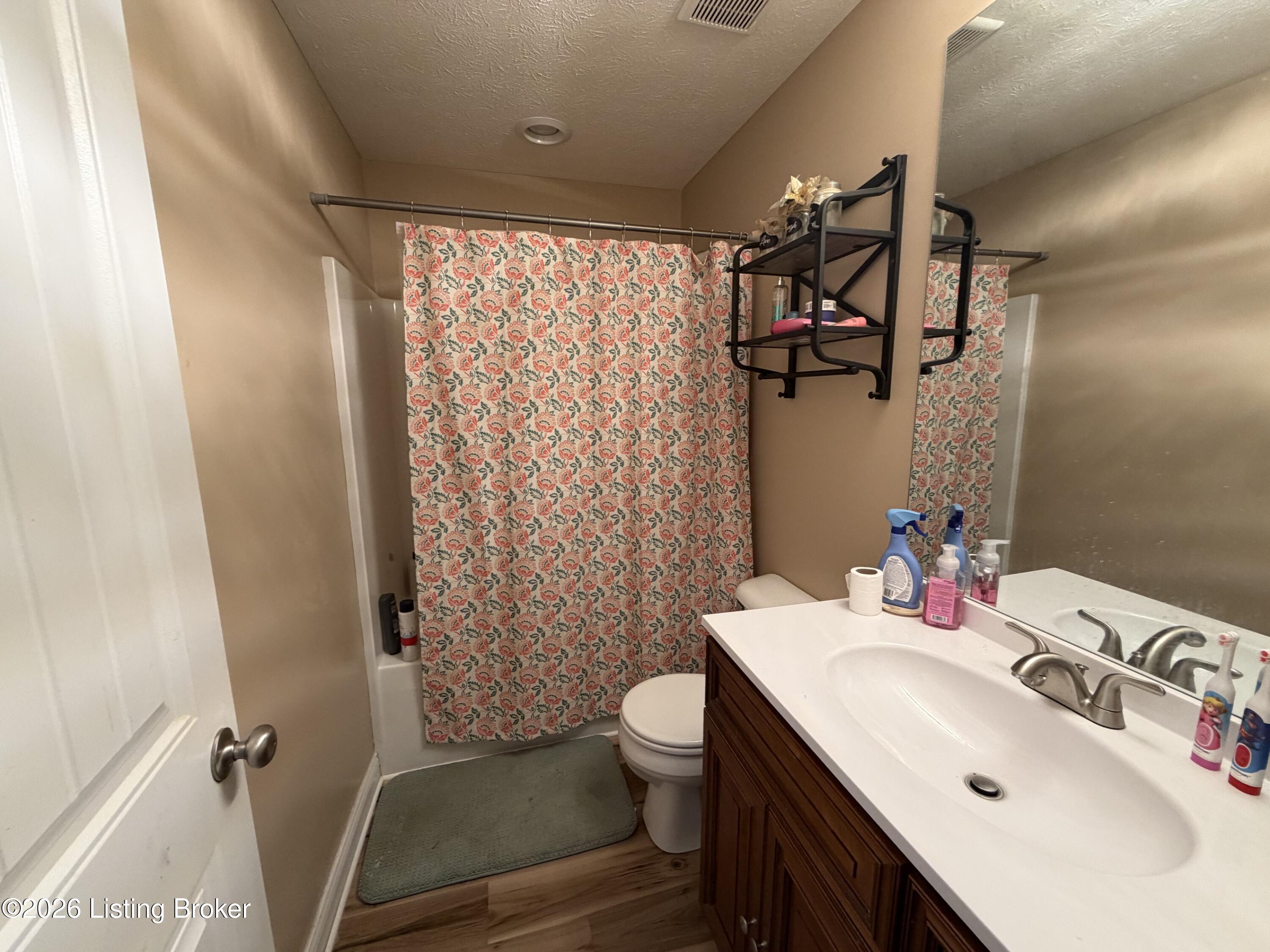 675 Tecumseh Dr Property Photo 8
