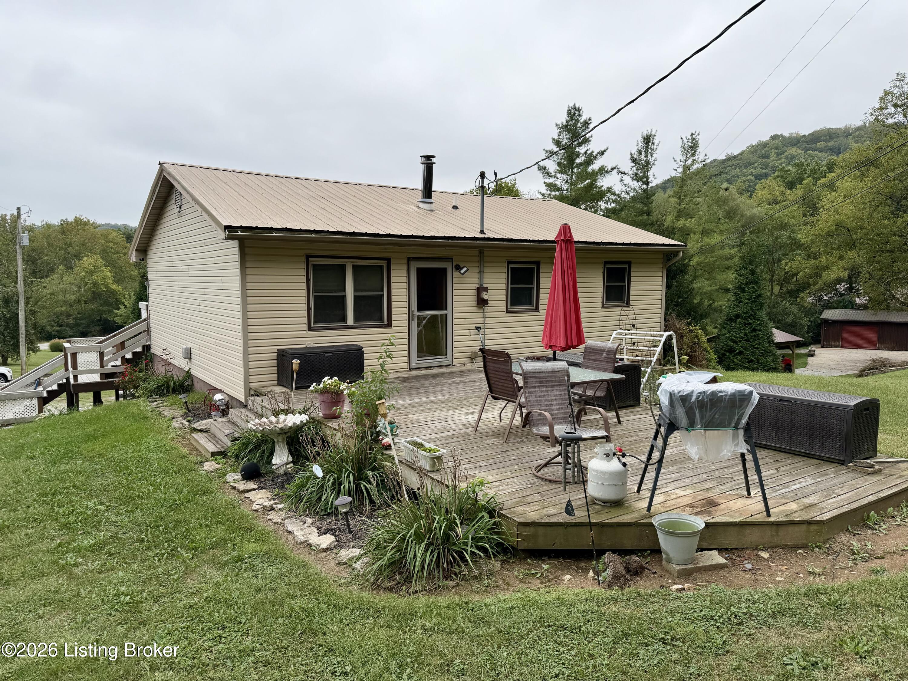 3202 Us Highway 42 Property Photo 17