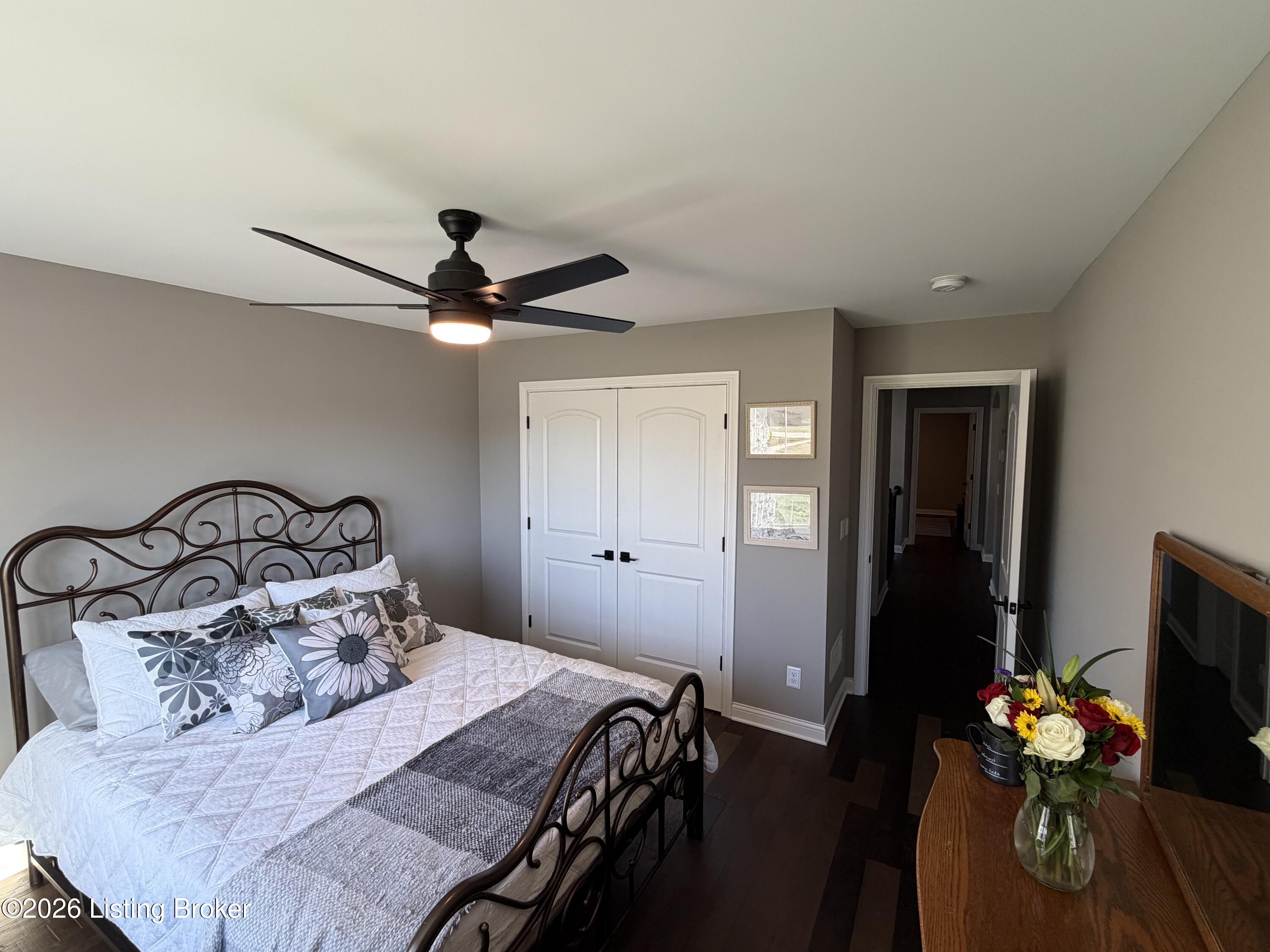 130 Burlington Ct Property Photo 20
