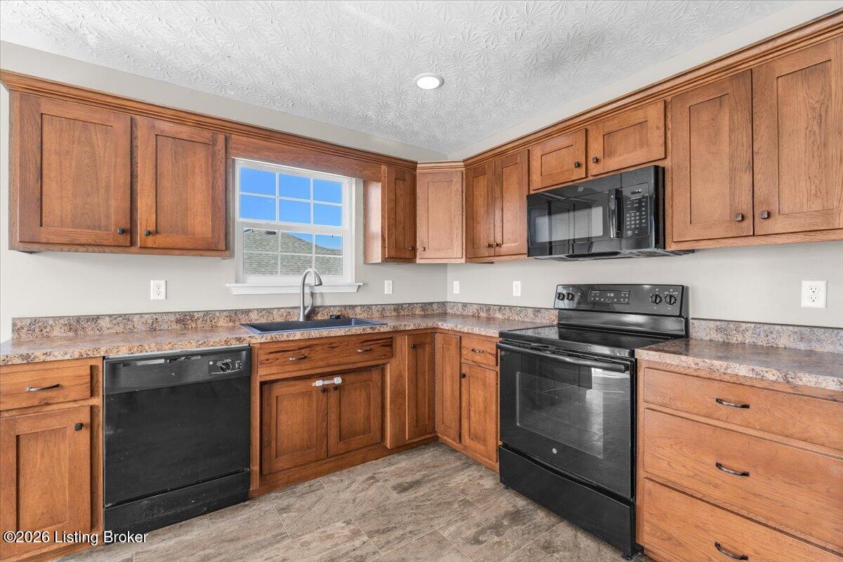 77 Persimmon Dr Property Photo 19