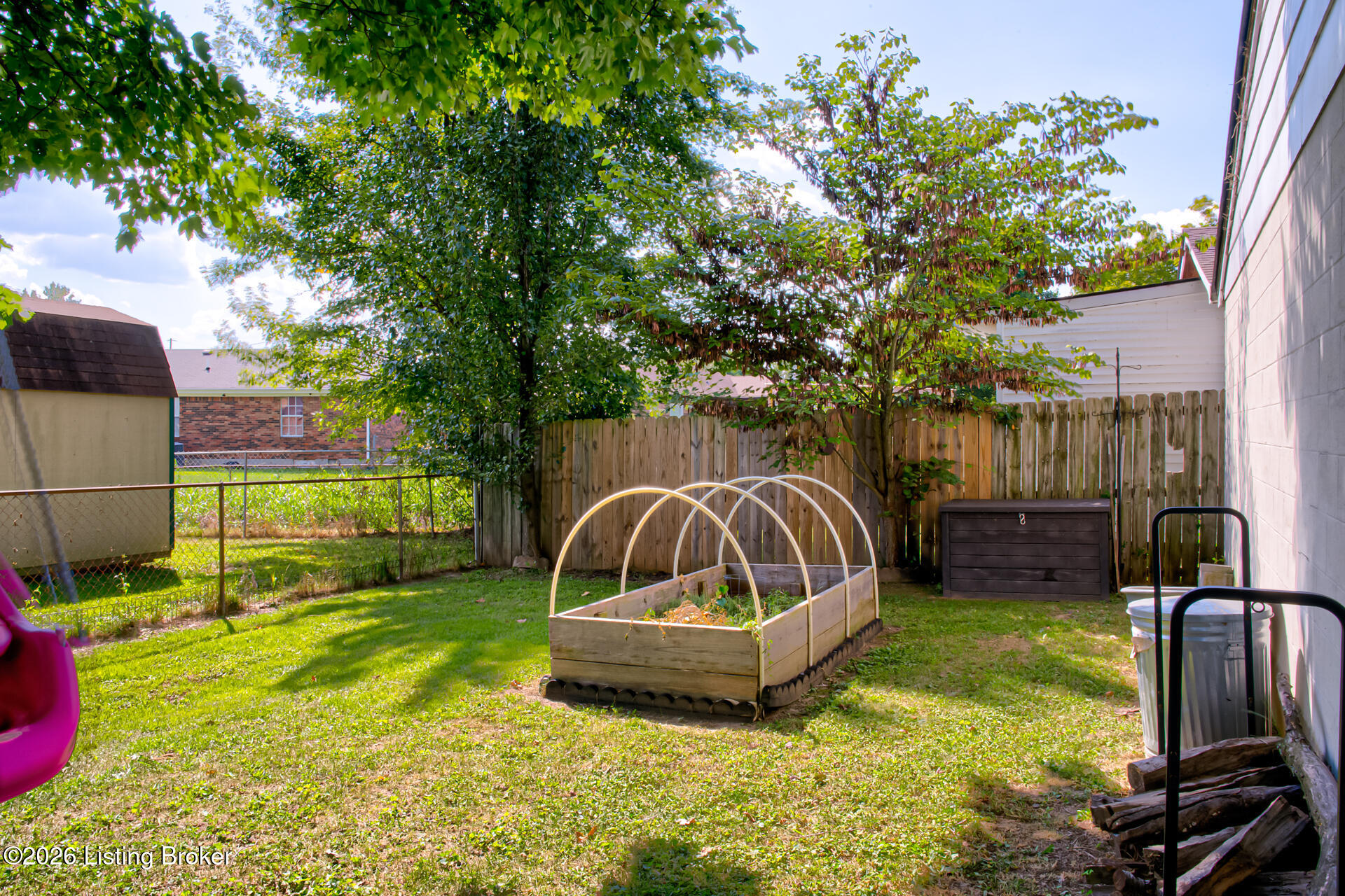 181 Bally Castle Ct Property Photo 25