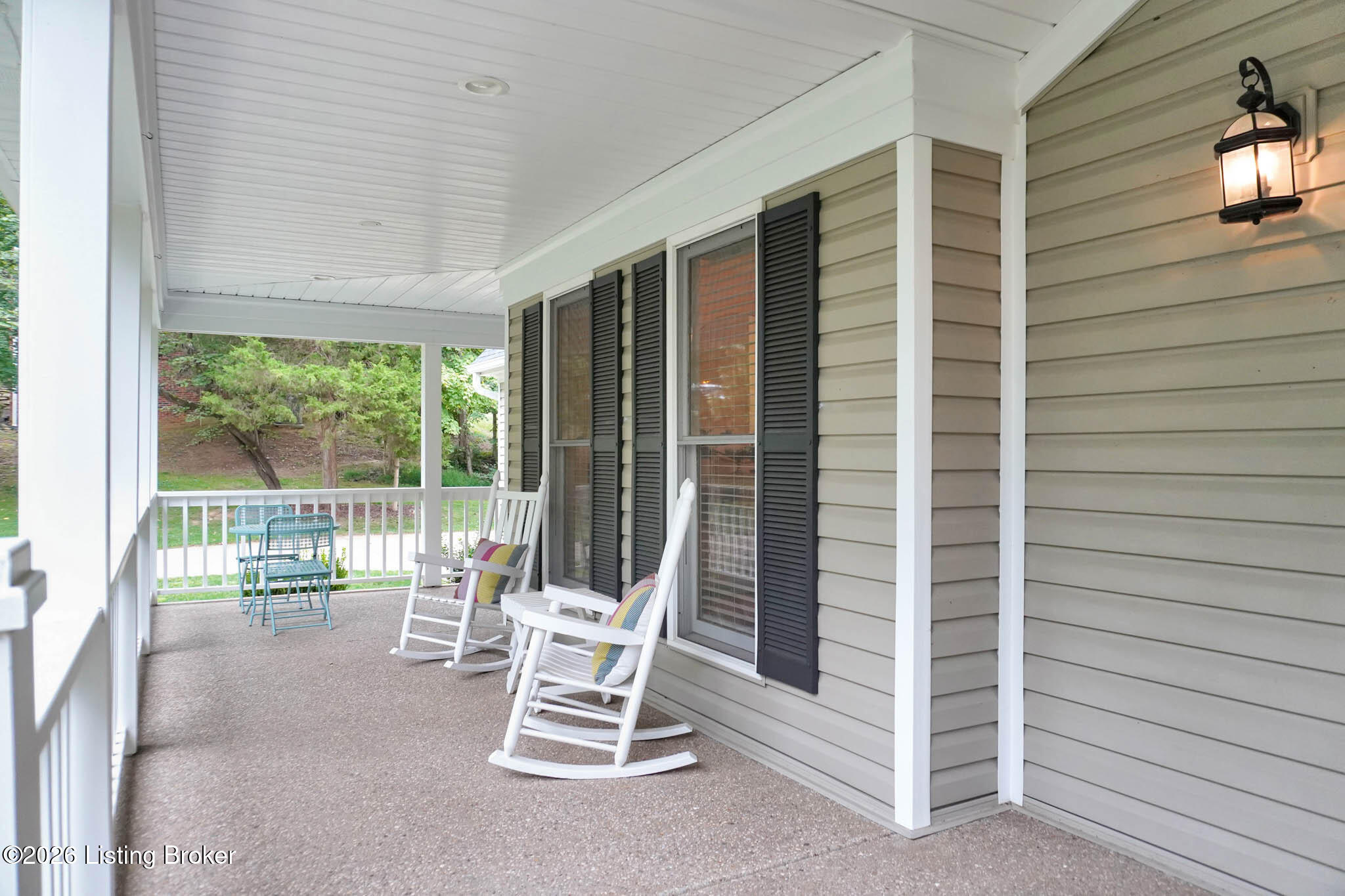 7408 Cambridge Dr Property Photo 6