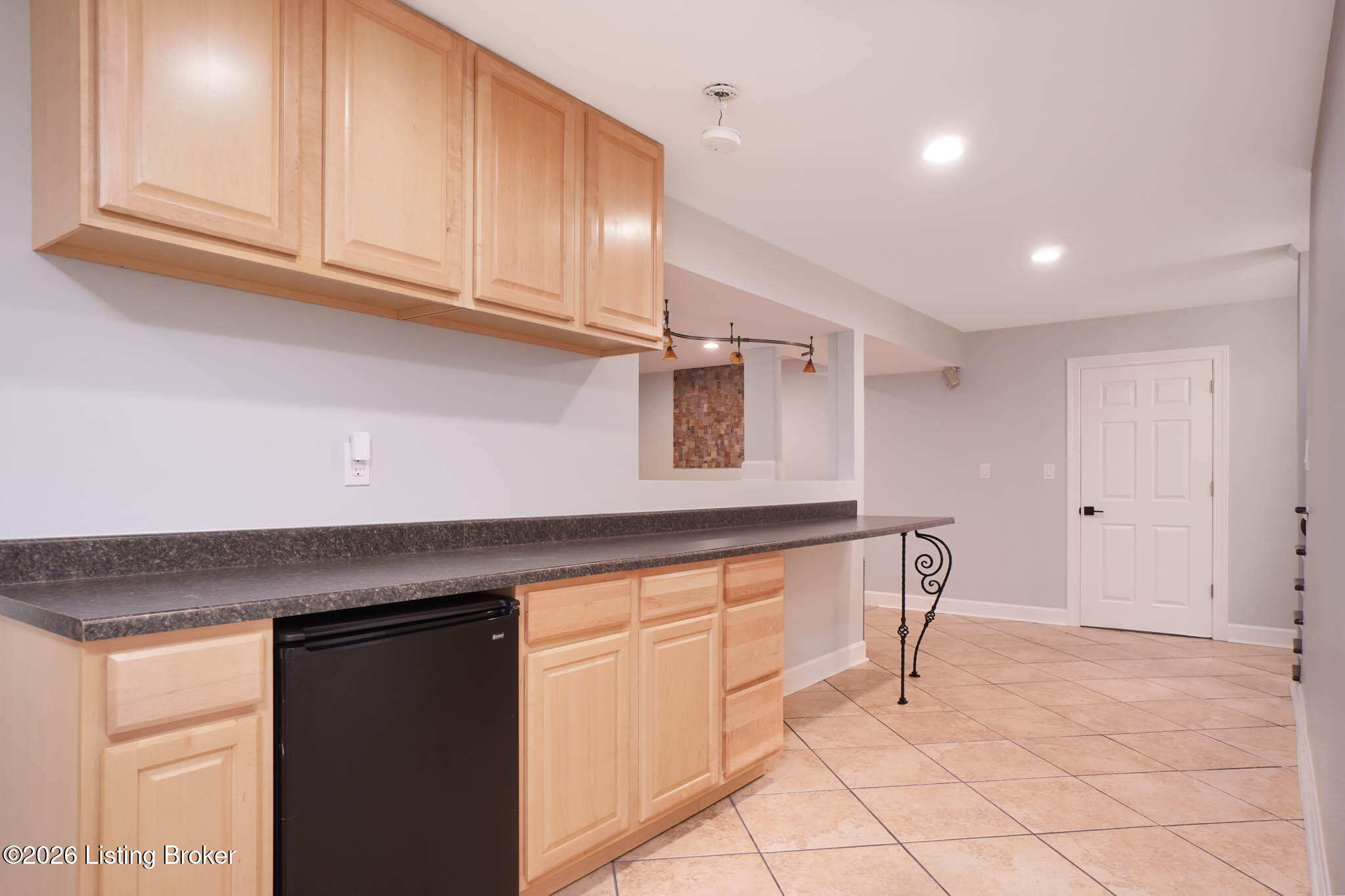 7408 Cambridge Dr Property Photo 63