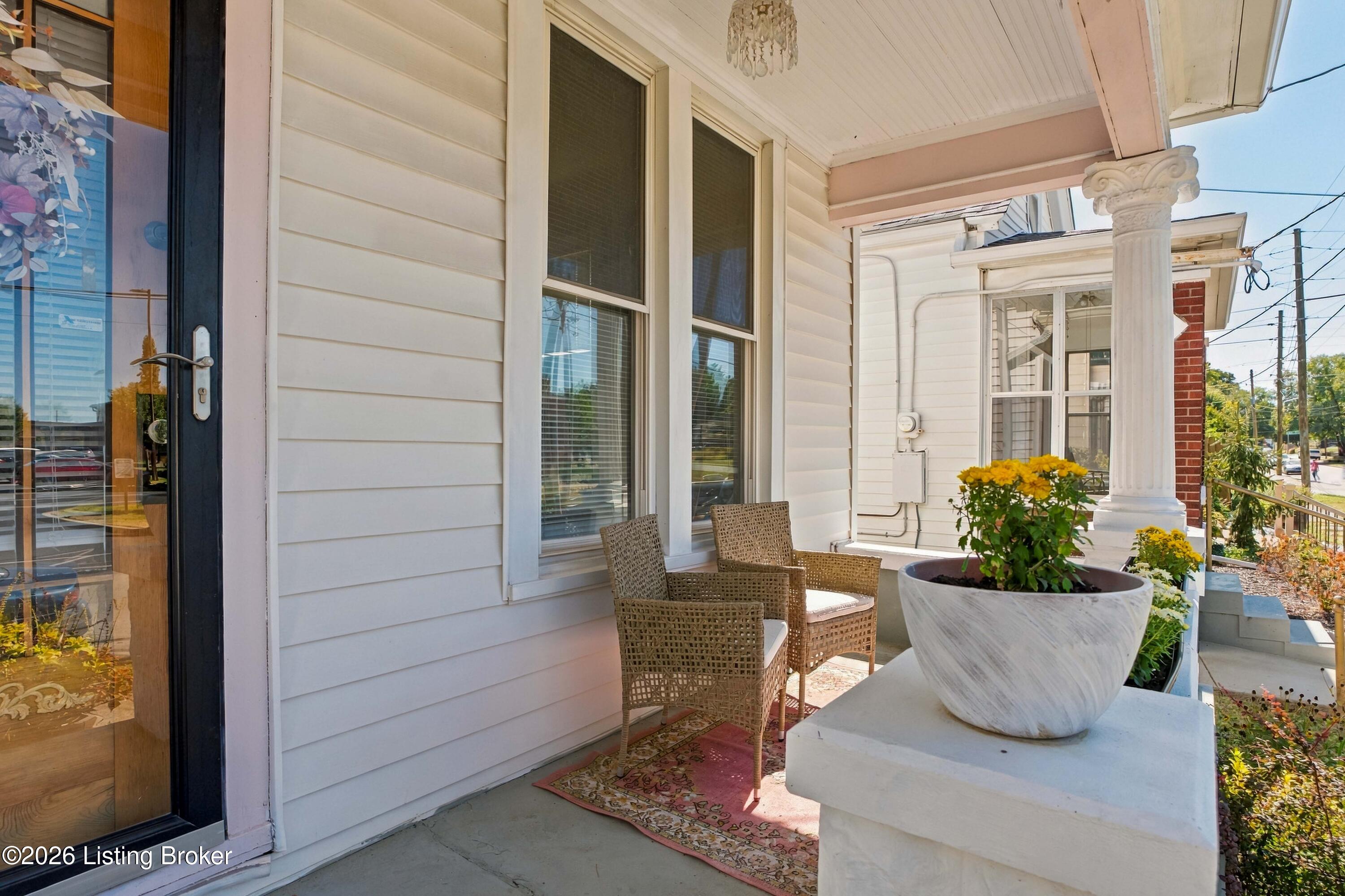 1315 Mchenry St Property Photo 5