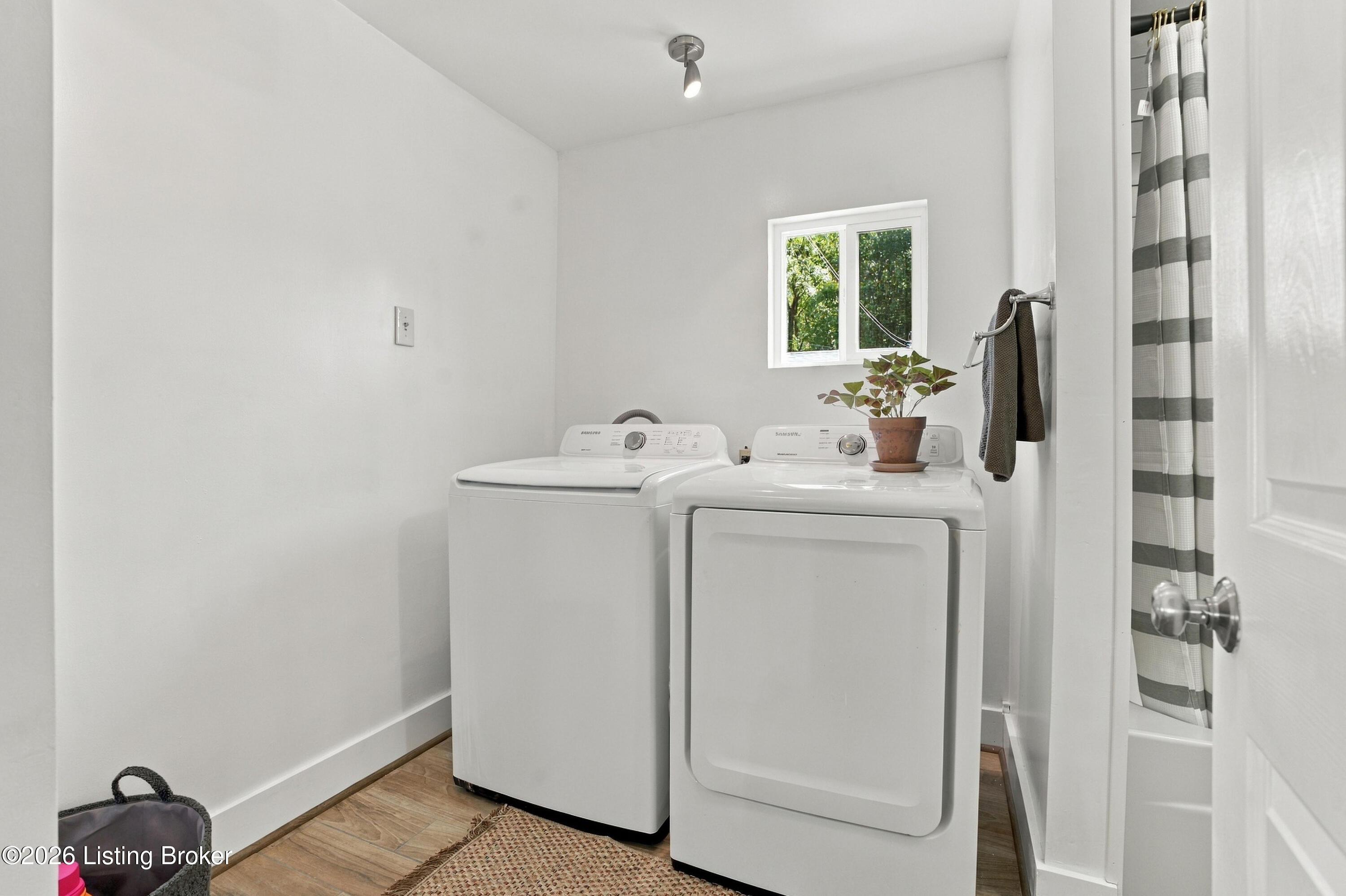 1315 Mchenry St Property Photo 21
