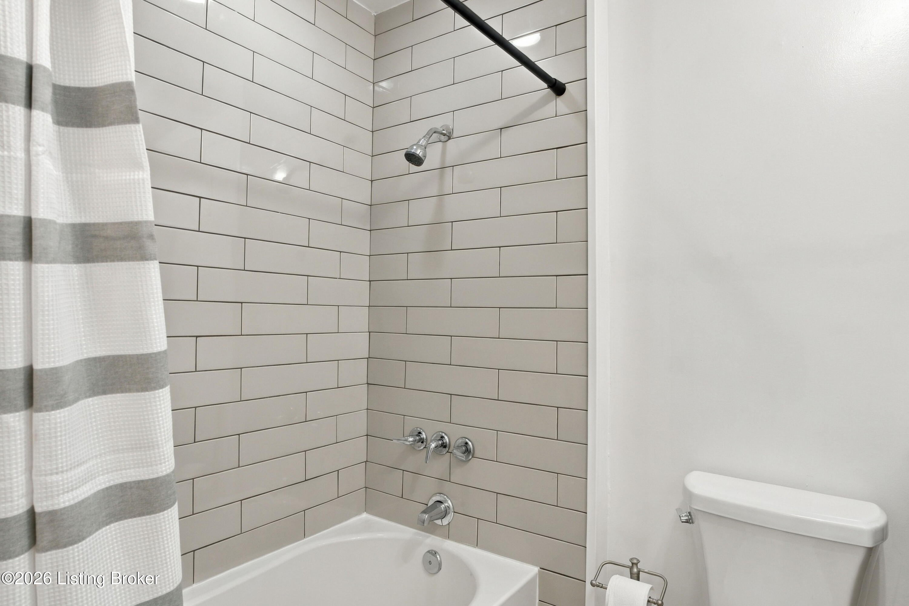 1315 Mchenry St Property Photo 23