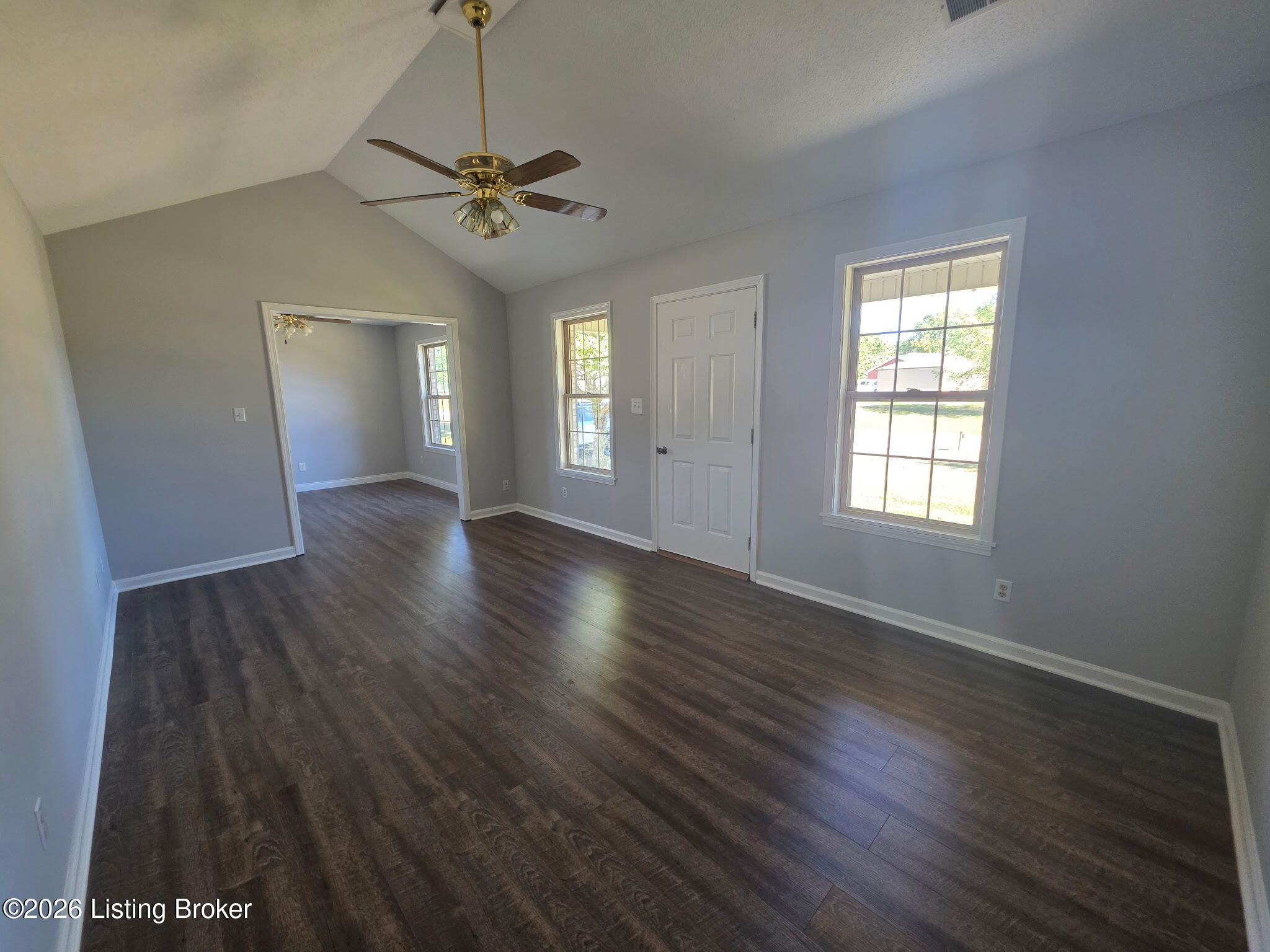 470 American Dr Property Photo 2