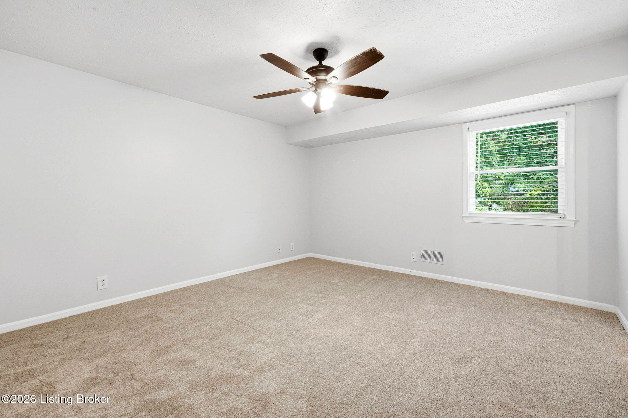 12113 Cloverdale Dr Property Photo 28