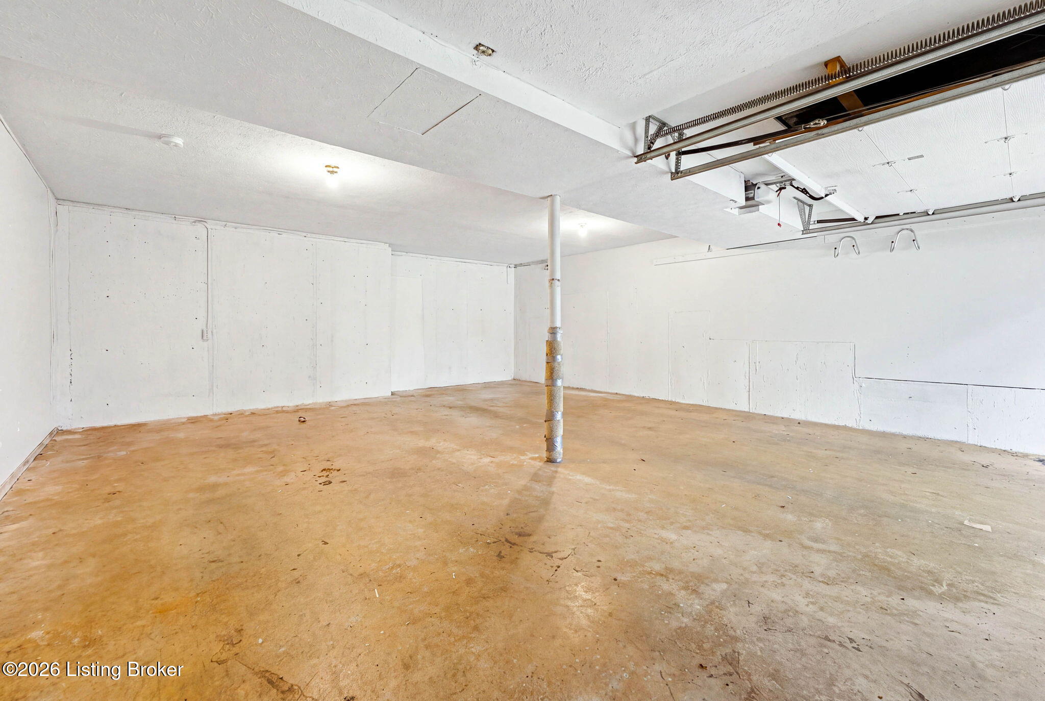 12113 Cloverdale Dr Property Photo 48