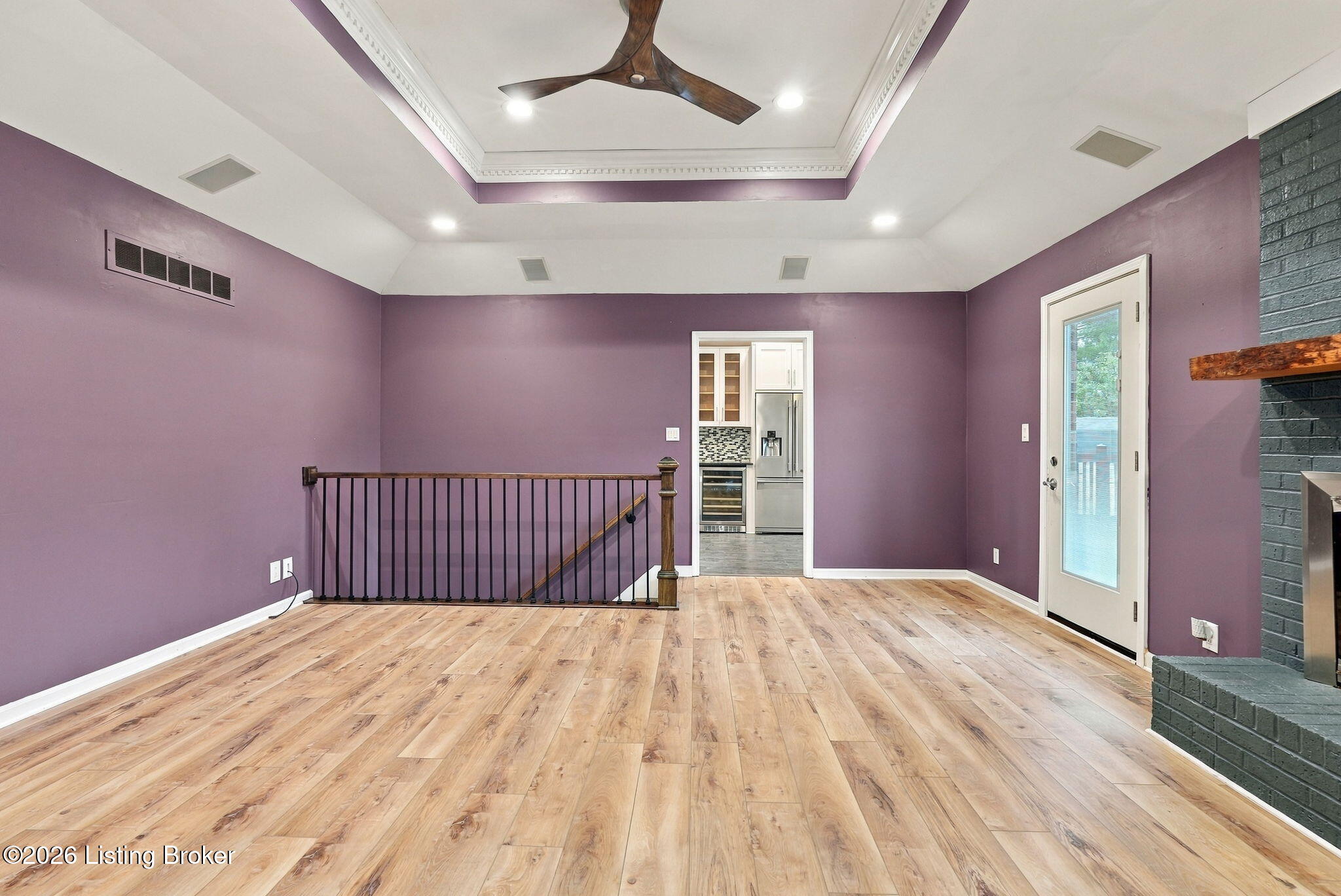 401 Winding Way Property Photo 19