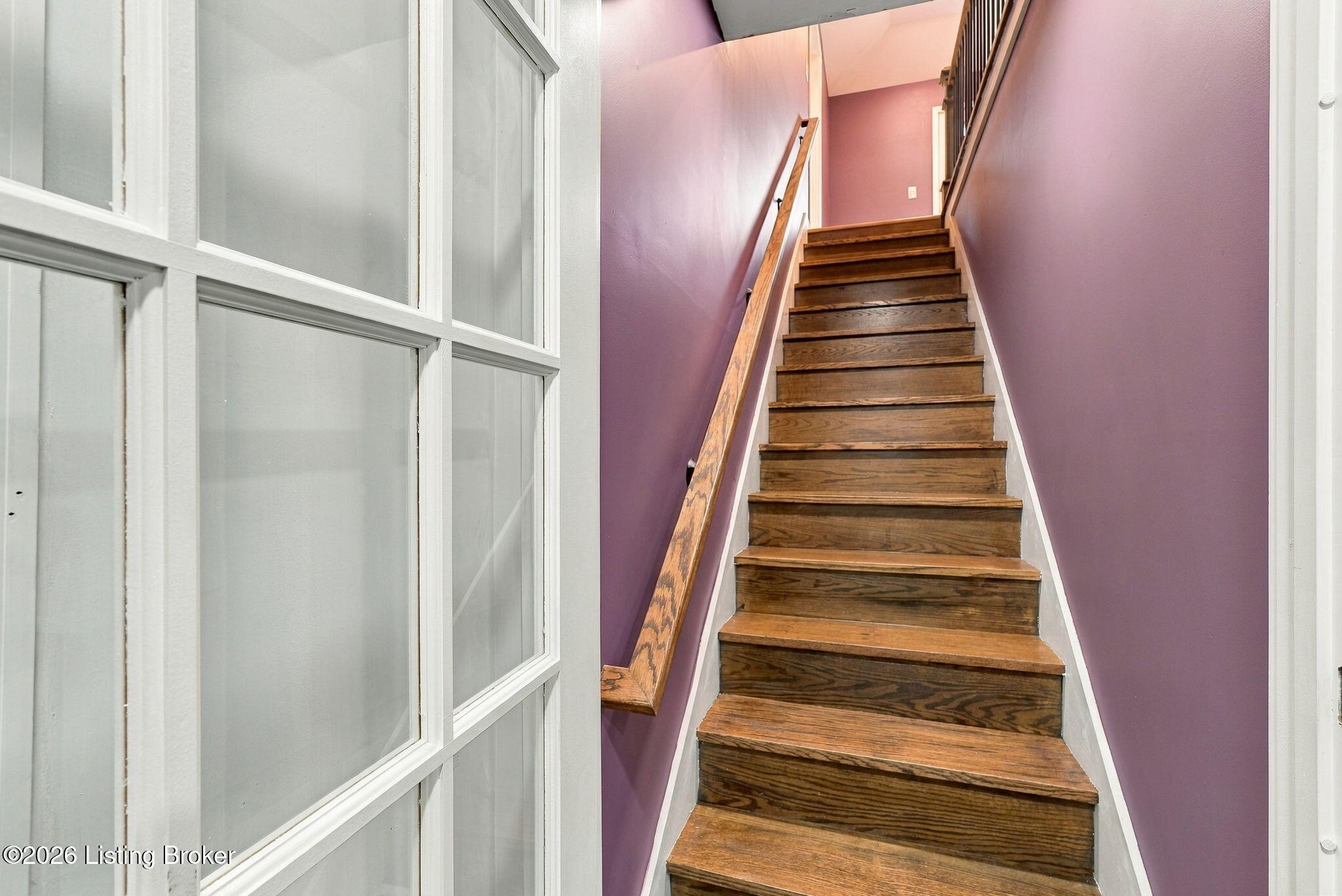 401 Winding Way Property Photo 34