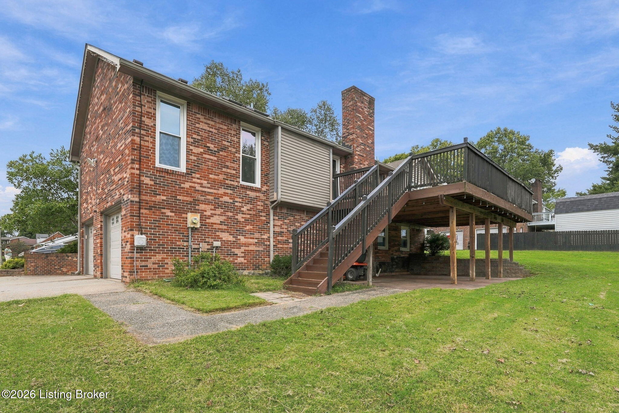 401 Winding Way Property Photo 45